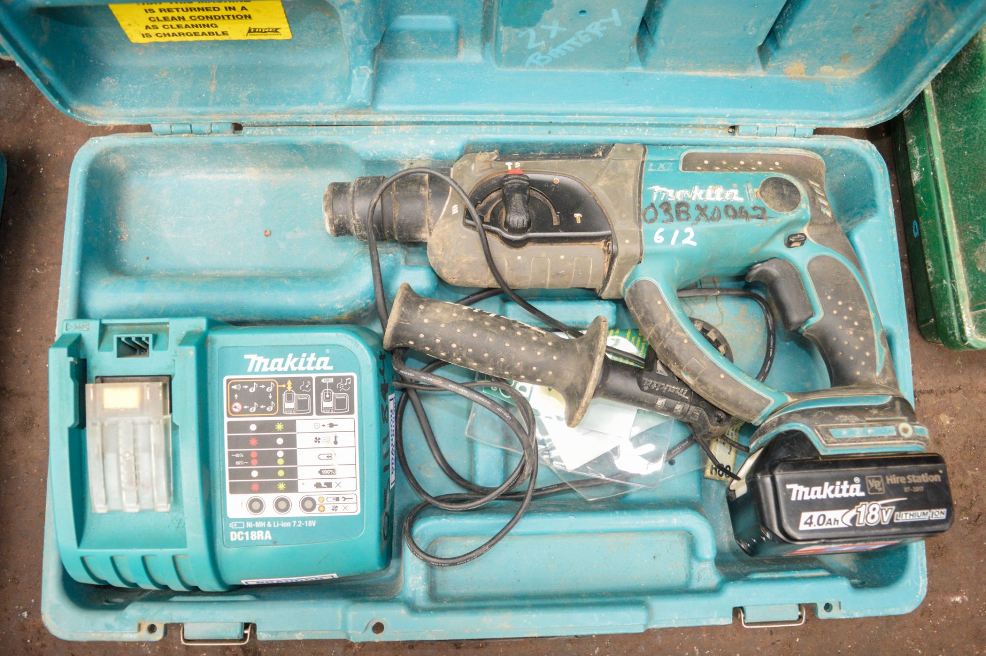 Makita 18v cordless SDS rotary hammer drill c/w charger, battery & carry case 1205-0722