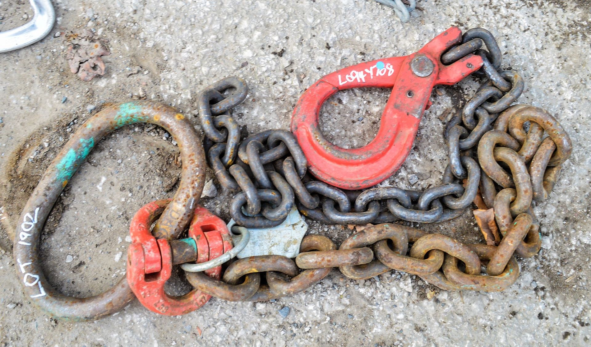 2 - lifting chains ** Parts missing **