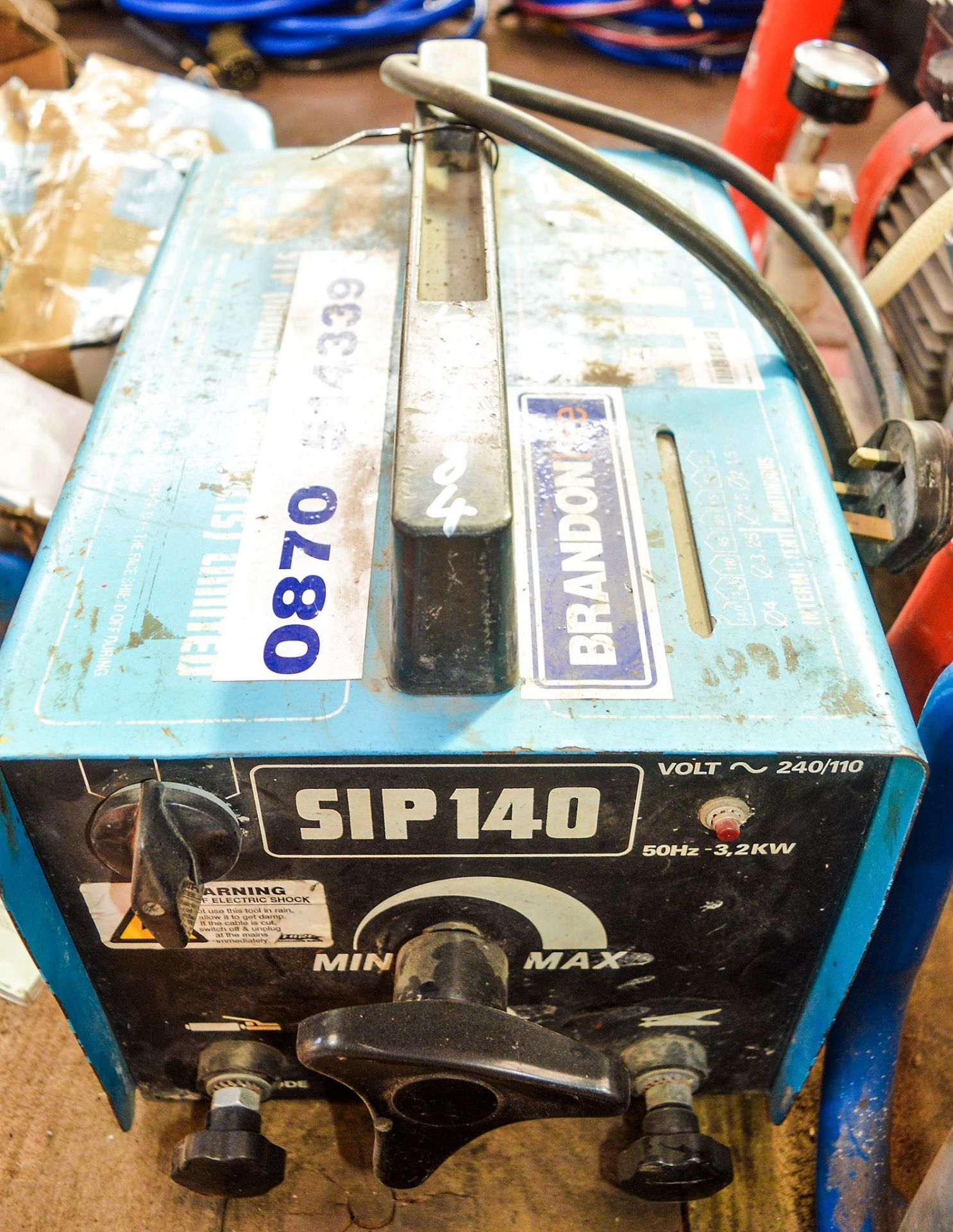 SIP 140 Amp arc welding set WOO50186