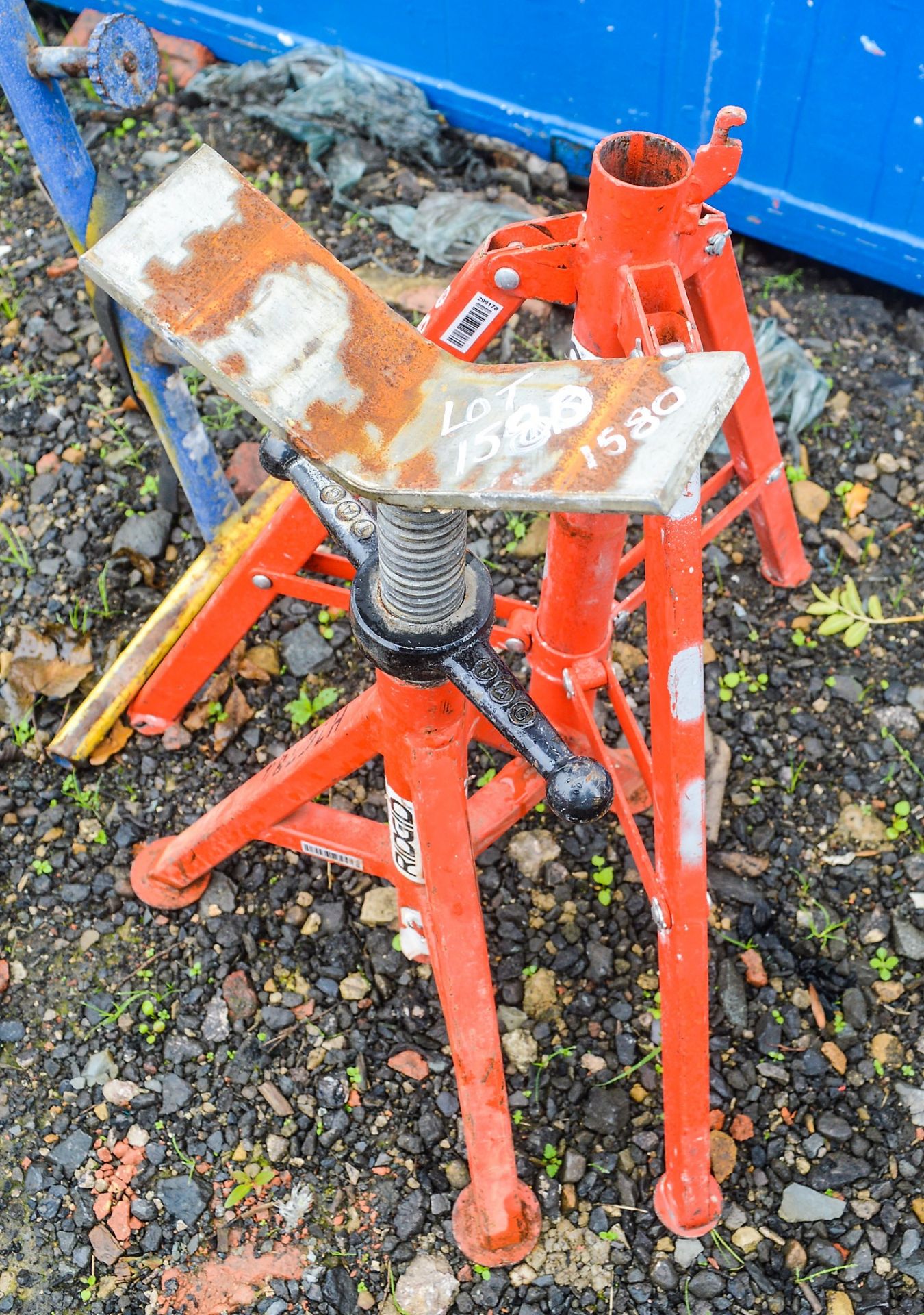 2 - Ridgid axle/pipe stands