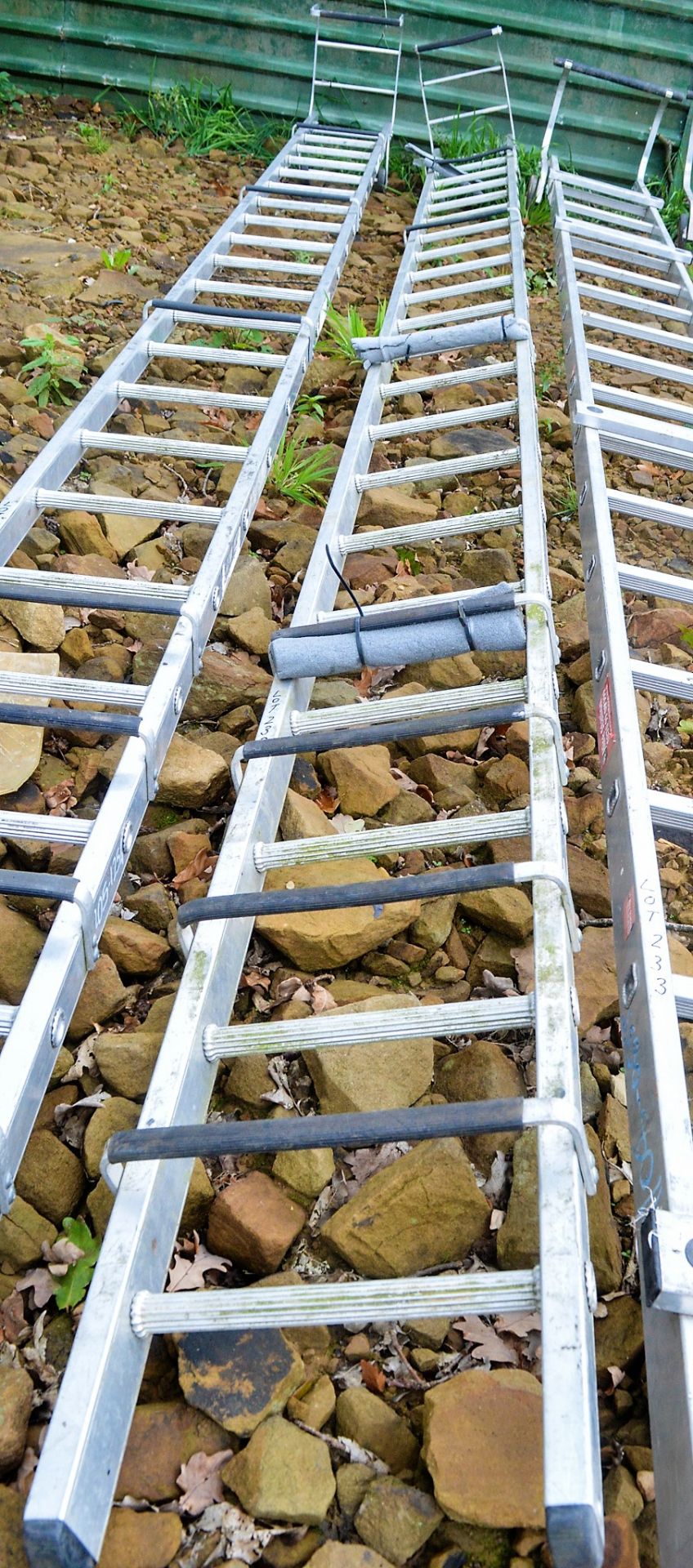 Aluminium roofing ladder 1205-0854 VP2