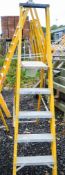 6 tread fibre glass framed step ladder VP2