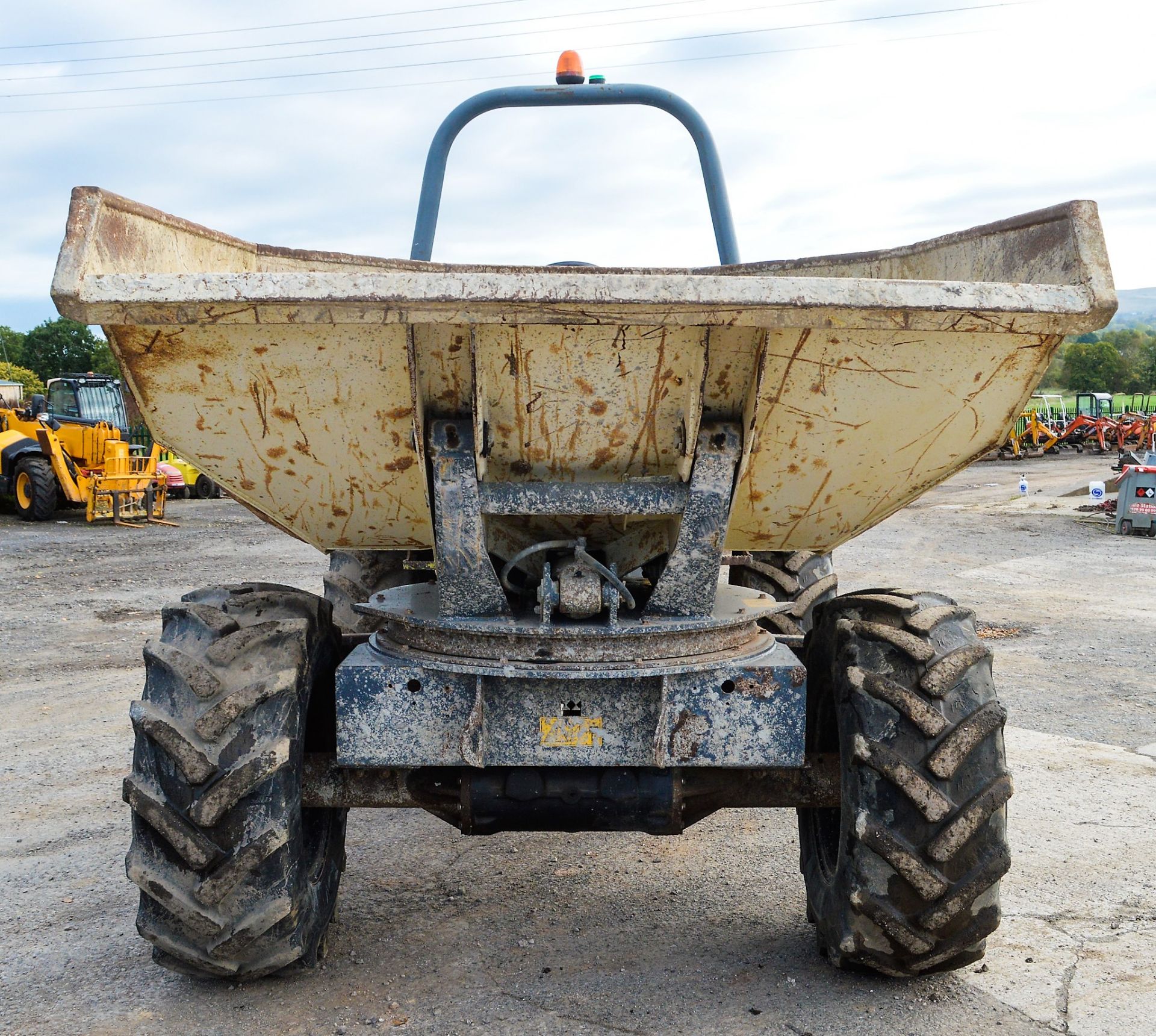 Benford Terex 6 tonne swivel skip dumper Year: 2007 S/N: E710FX806 Recorded Hours: Not displayed ( - Image 5 of 12