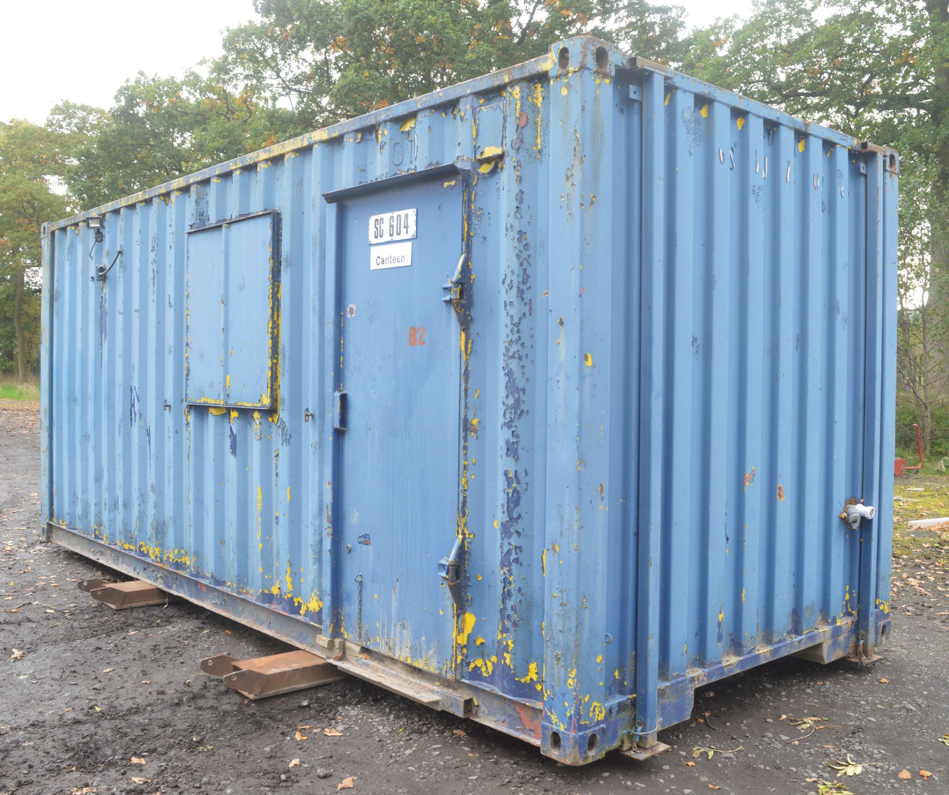 20 ft x 8 ft steel anti vandal shipping container  BC - Image 2 of 7