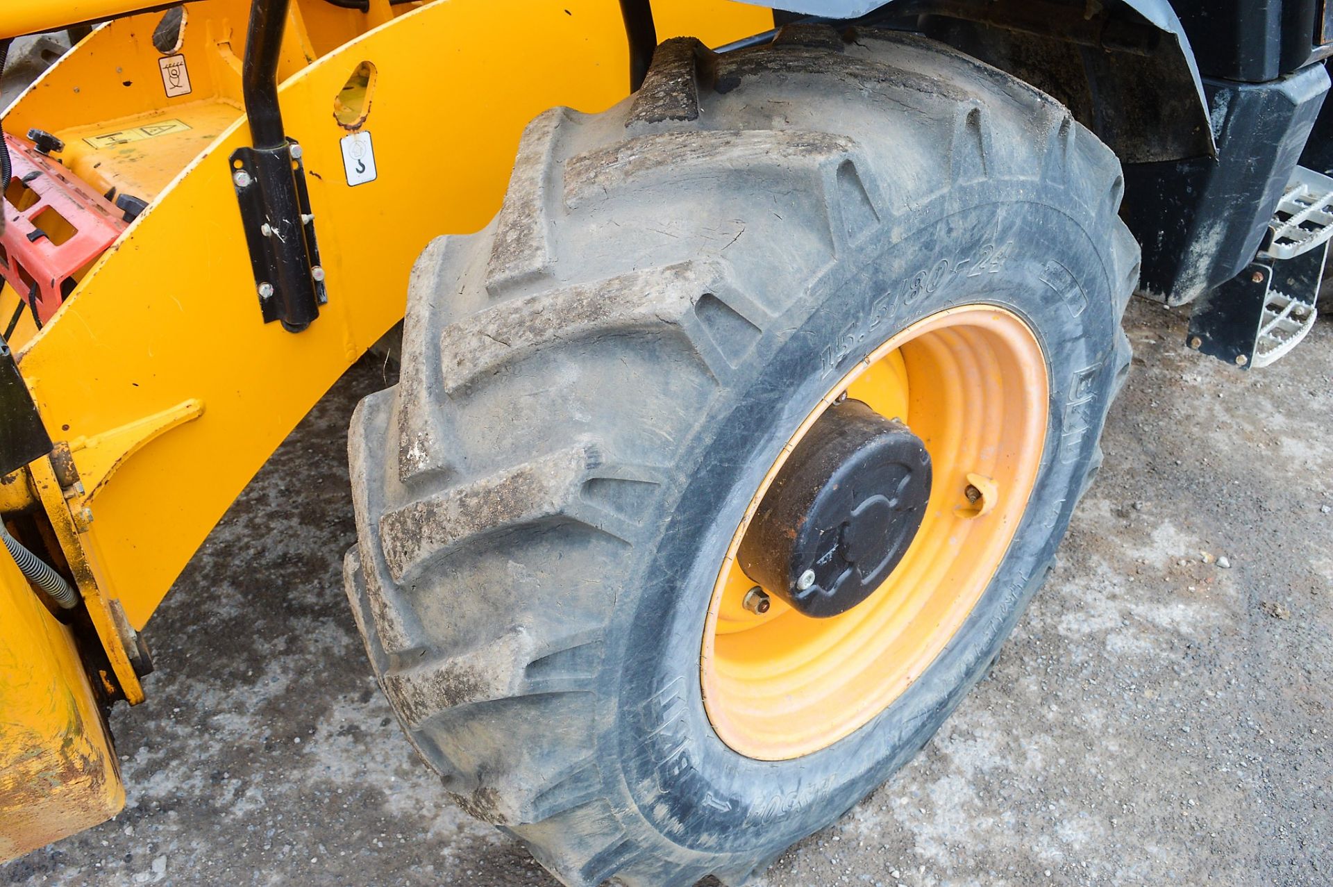 JCB 540-170 17 metre telescopic handler Year: 2013 S/N: 2178595 Recorded Hours: 4655 c/w turbo, sway - Image 8 of 13