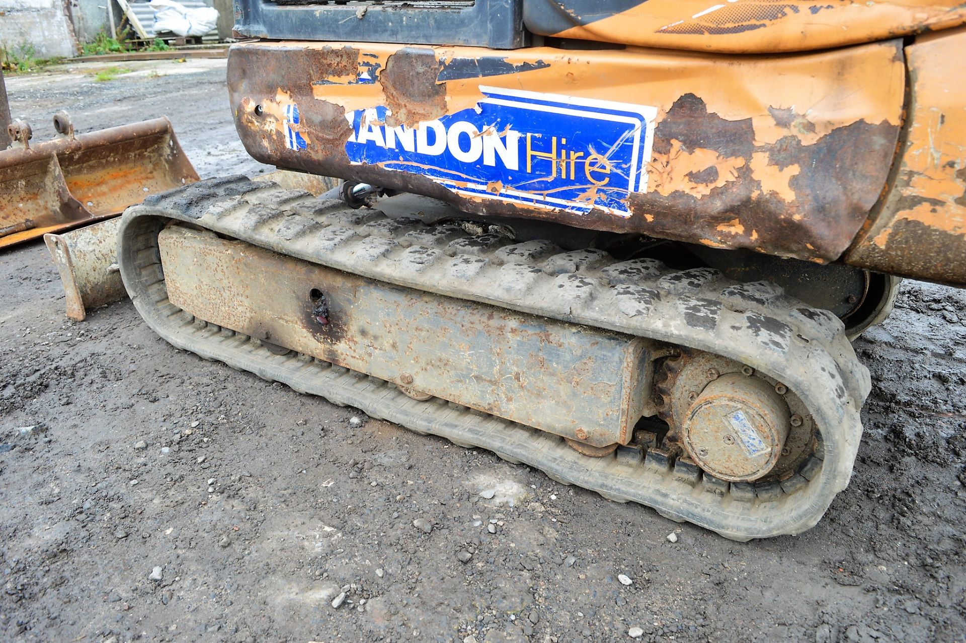 Case CX16B 1.5 tonne rubber tracked mini excavator Year: 2007 S/N: 4944 Recorded Hours: 2251 blade & - Image 7 of 11