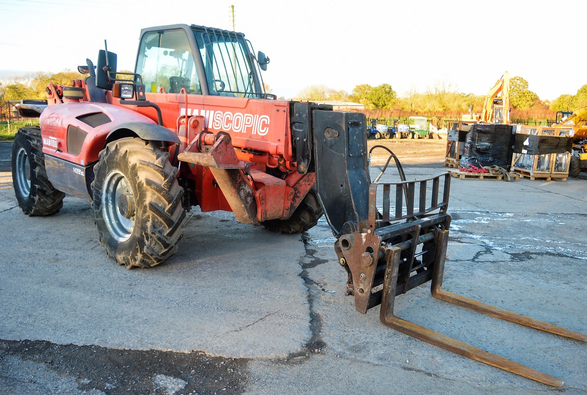 Manitou 1435 SL 14 metre telescopic handler Year: 2007 S/N: 238347 Recorded Hours: 5712 1588 - Image 2 of 13