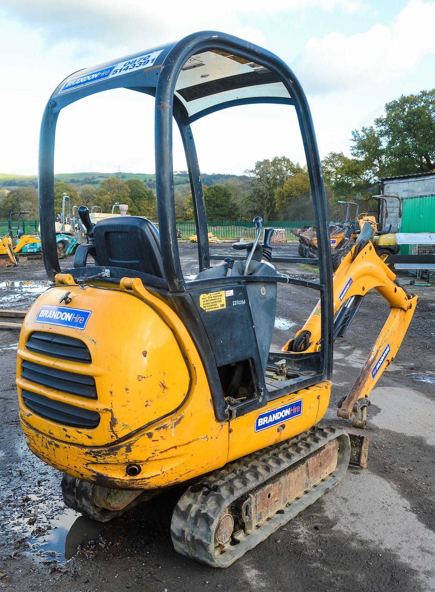 JCB 801.5 1.5 tonne rubber tracked mini excavator Year: S/N: Recorded Hours: Not displayed (Clock - Image 3 of 11