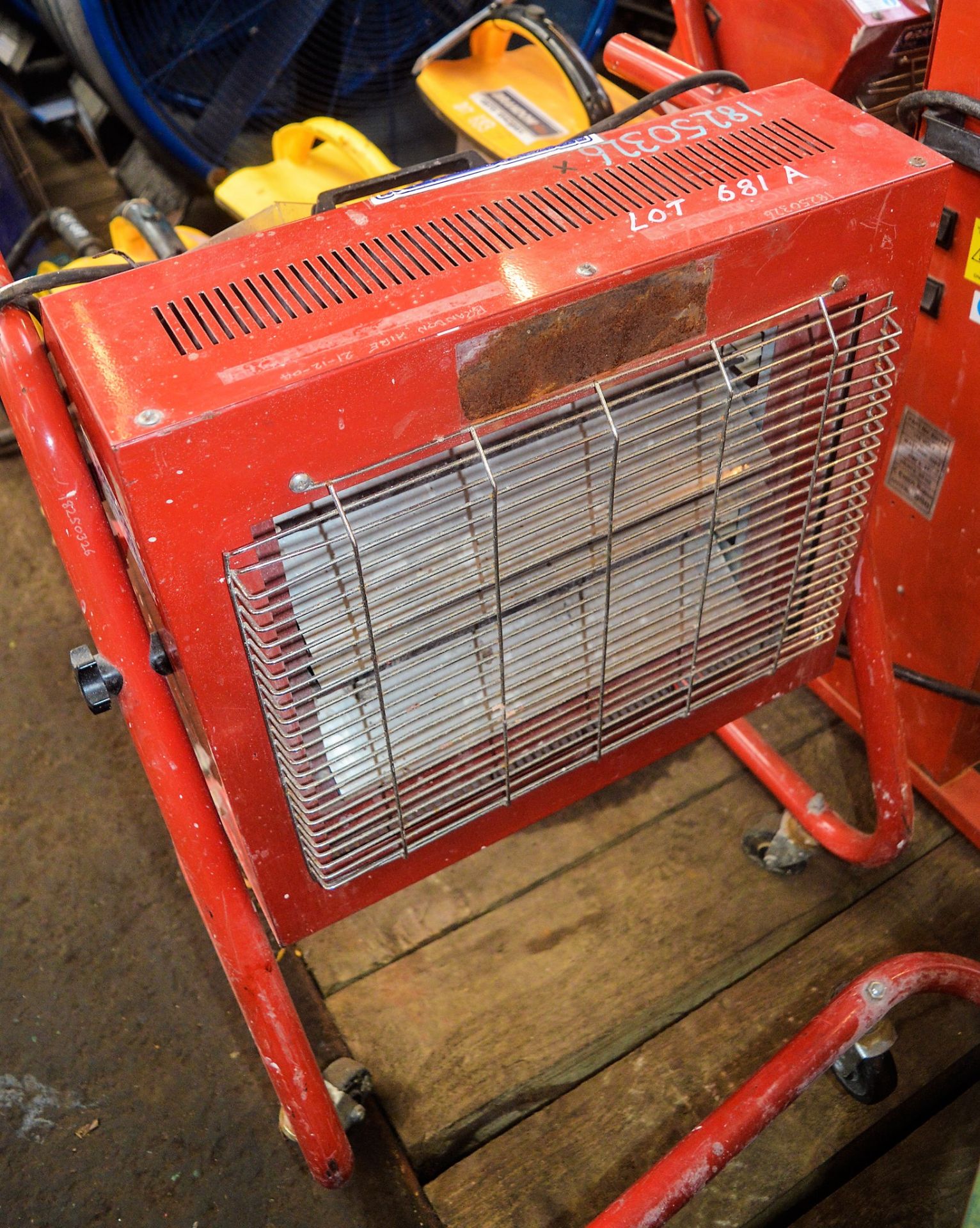 240v infra red heater 18250326
