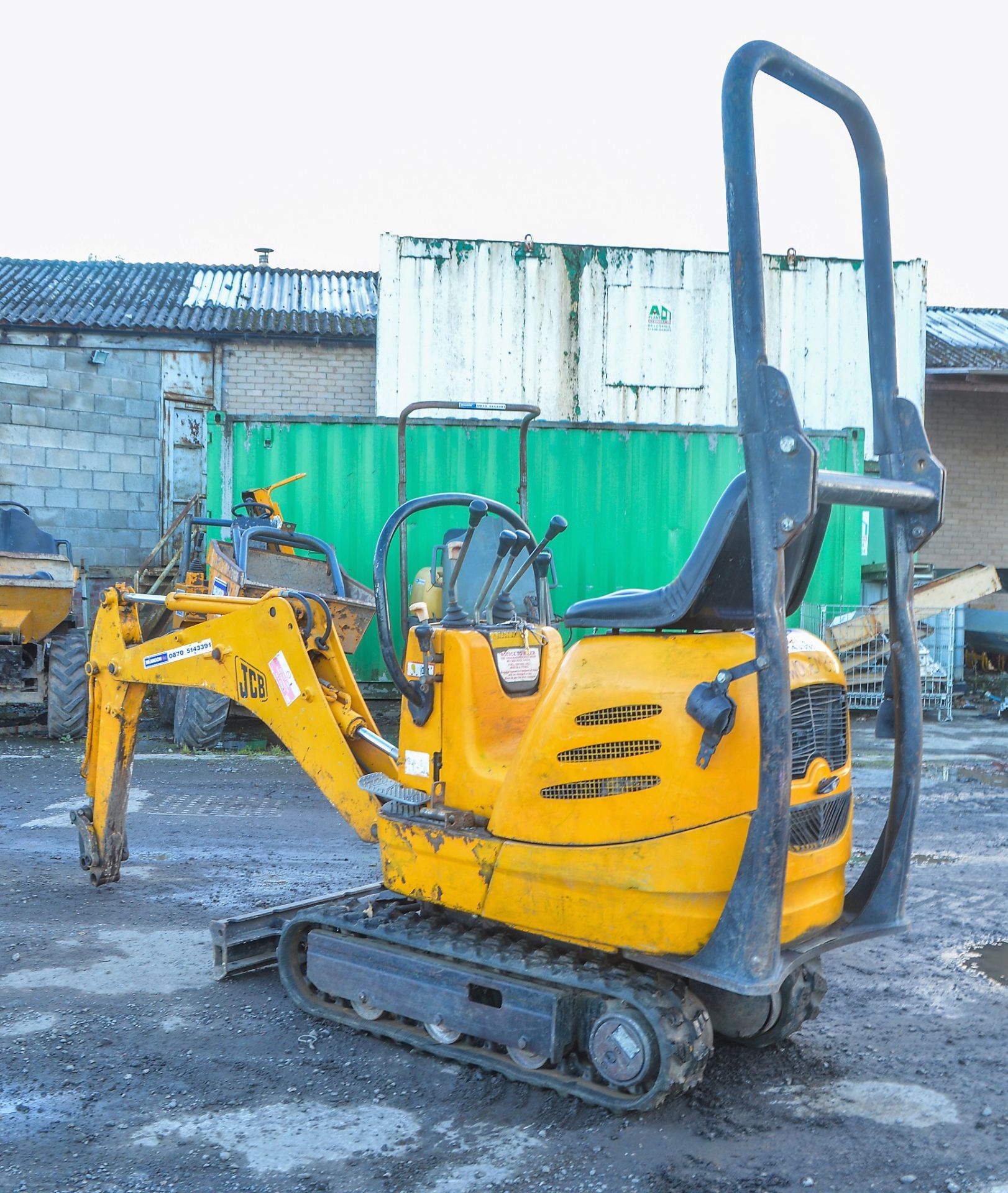 JCB 8008 Micro Plus 1 tonne rubber tracked micro excavator Year: 2003 S/N: 1006374 Recorded Hours: - Image 2 of 11