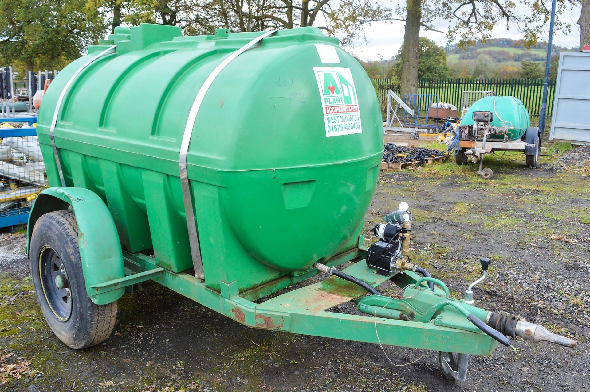 500 gallon fats tow water bowser c/w 240v pump A597434