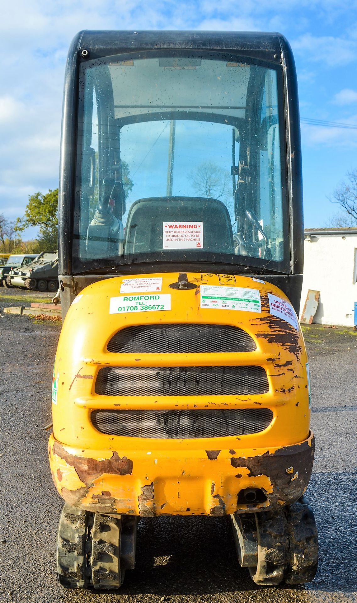 JCB 801.6 1.5 tonne rubber tracked excavator Year: 2013 S/N: 2071341 Recorded Hours: 1368 blade & - Image 6 of 11