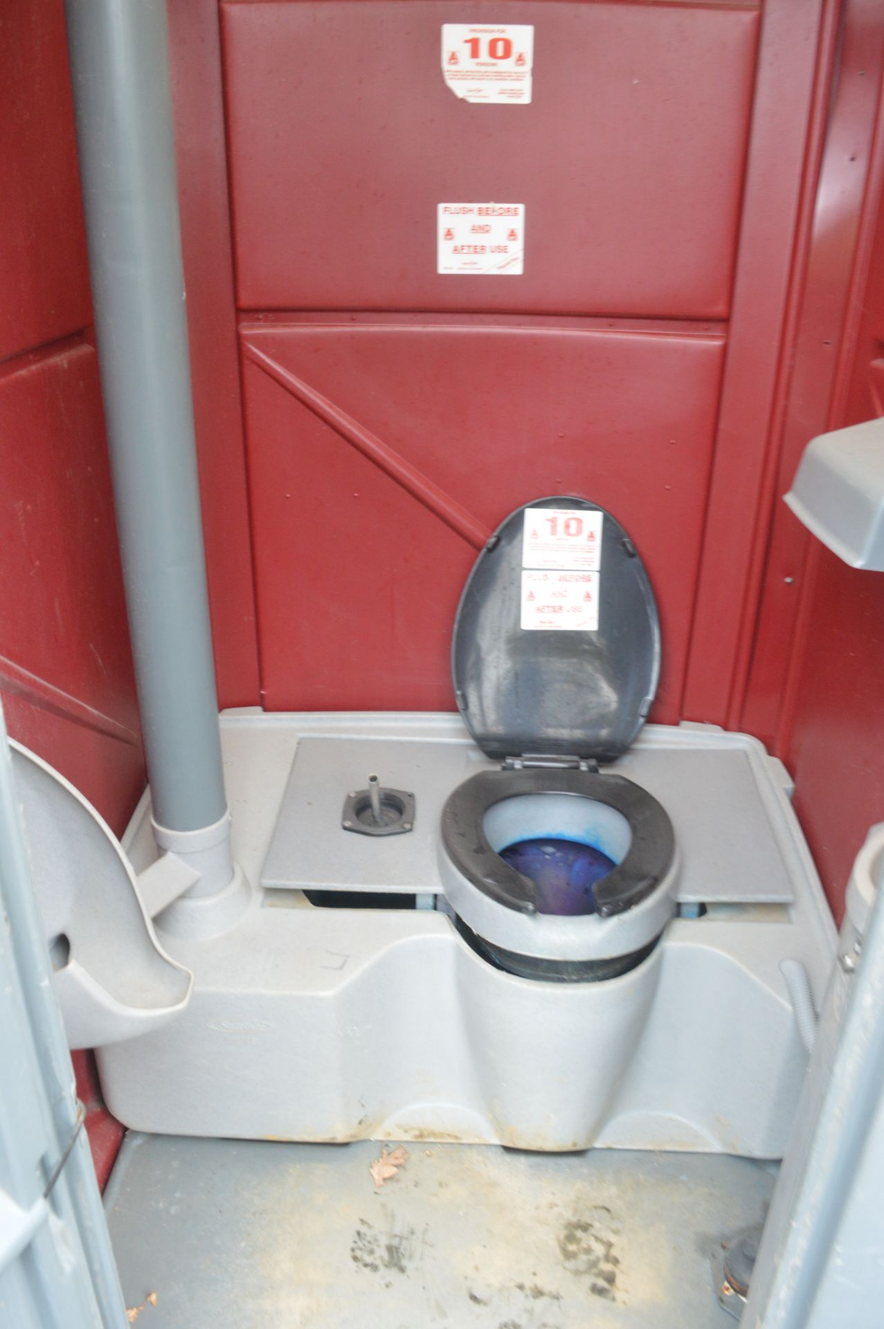 Plastic Portable Toilet  TS10124 - Image 2 of 2