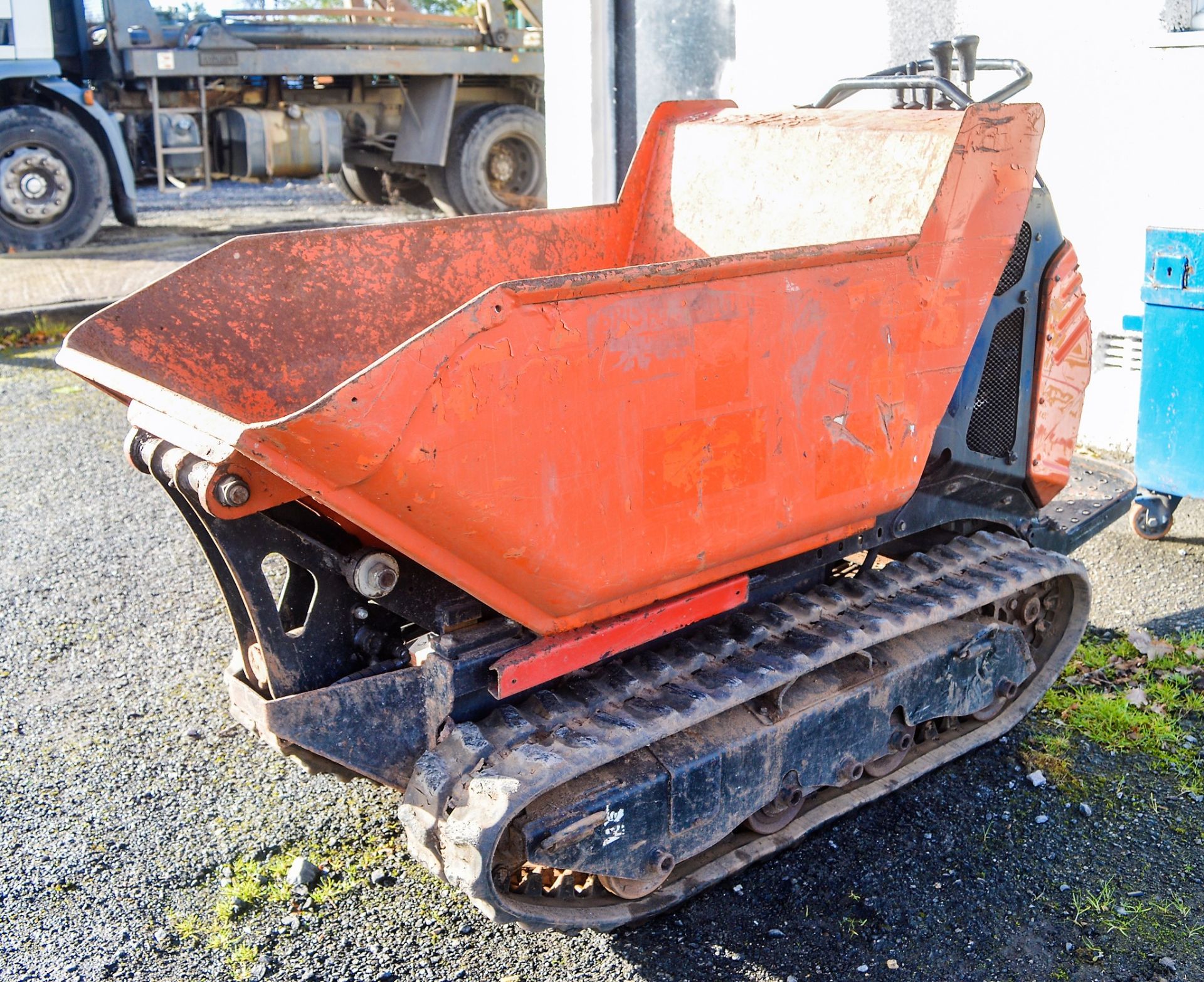 Cormidi 60 DHE diesel driven hi tip tracked dumper Year: 2011 S/N: 0638461 Recorded Hours: 779 - Image 2 of 5