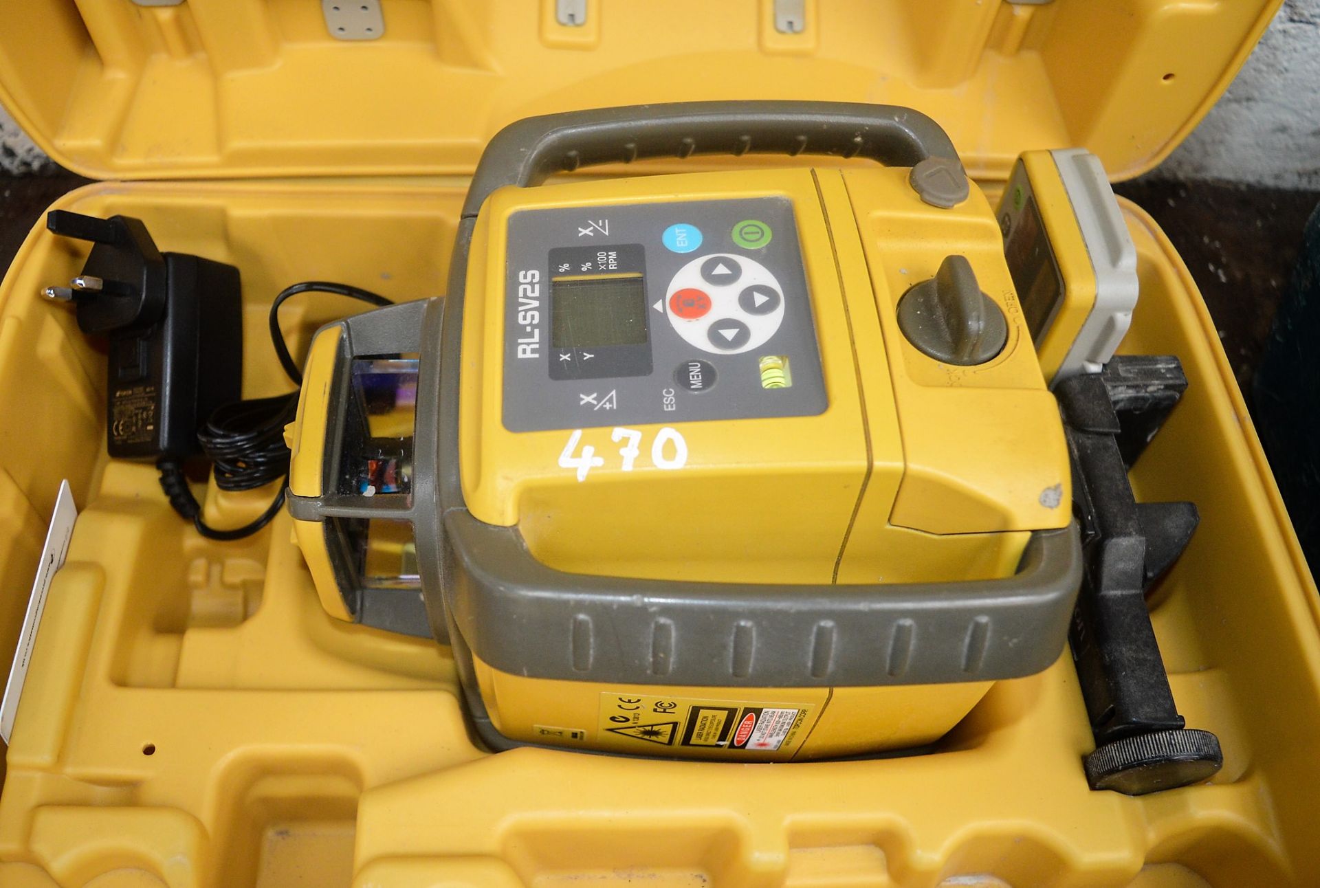 Topcon RL-SV2S rotating laser level c/w charger, sensor & carry case A610297
