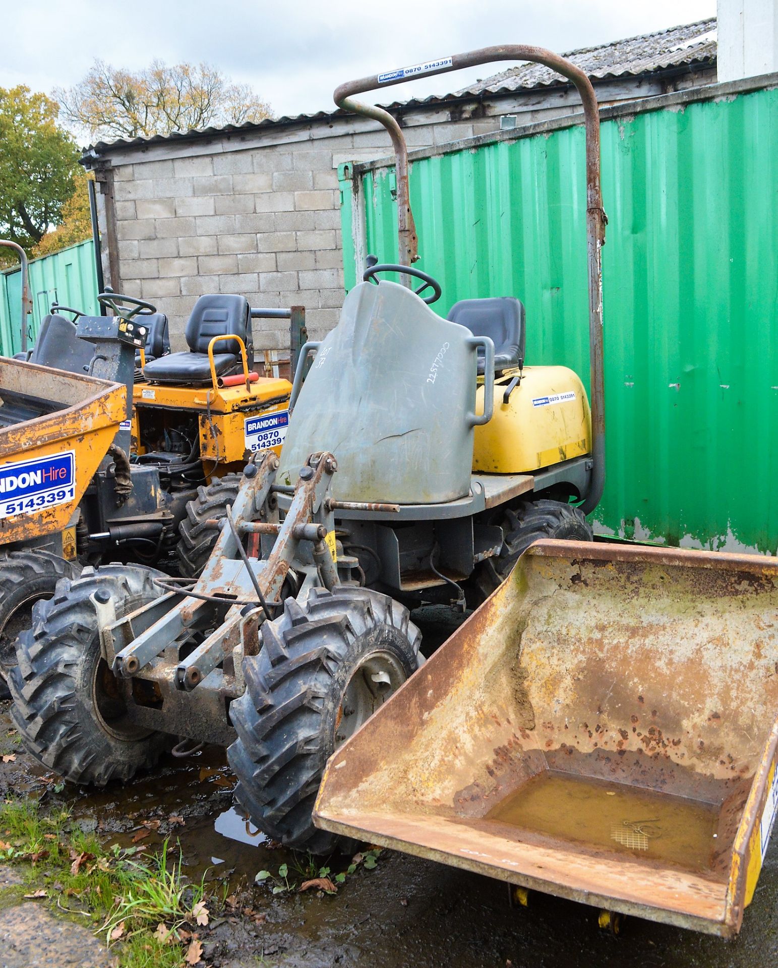 Lifton 850 hi tip dumper Year: 2003 S/N: 833 Recorded Hours: 2313 MG68 ** The machine does not start - Image 2 of 6