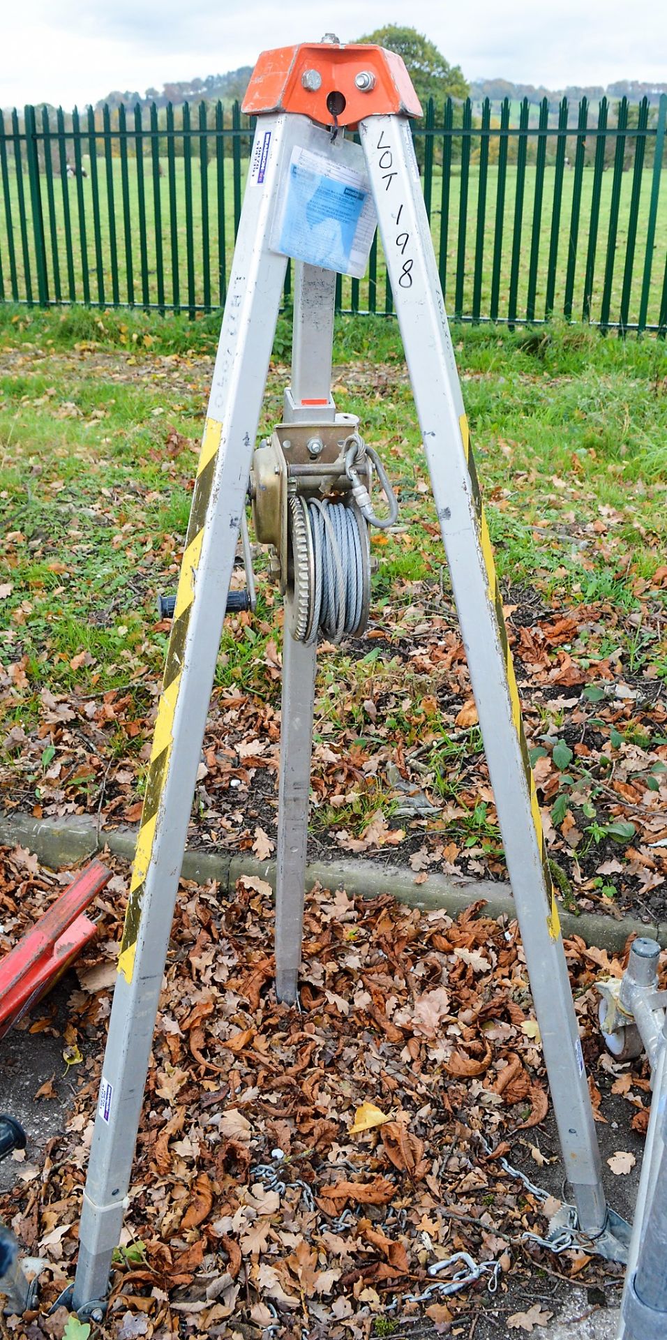 Recovery tripod c/w winch