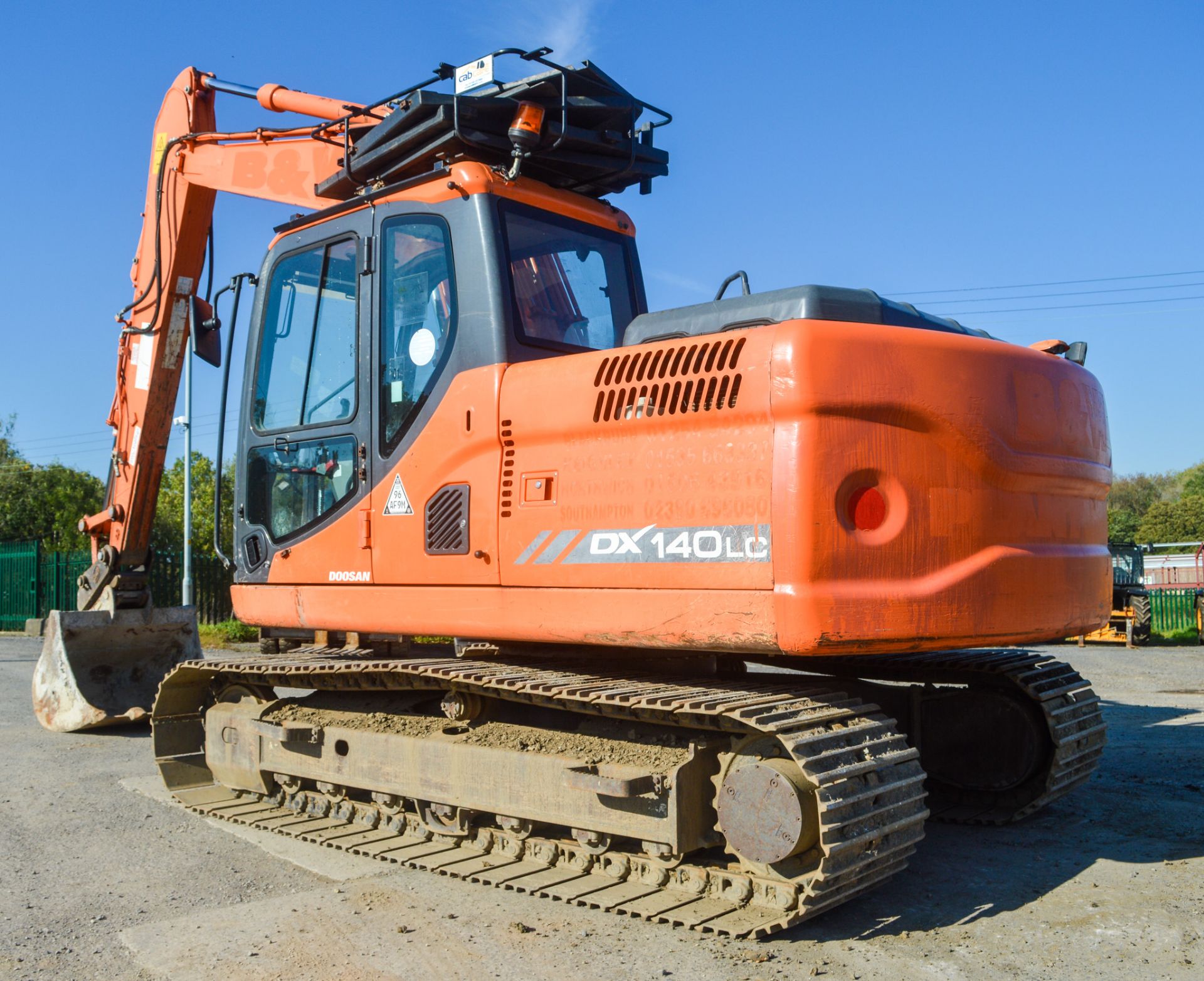 Doosan DX140LC 14 tonne steel tracked excavator Year: 2012 S/N: C0050803 Recorded Hours: 5627 piped, - Image 4 of 12