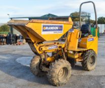 Thwaites 1 tonne hi tip dumper Year: 2006 S/N: A8829 220E0048 ** Sold as a non runner **