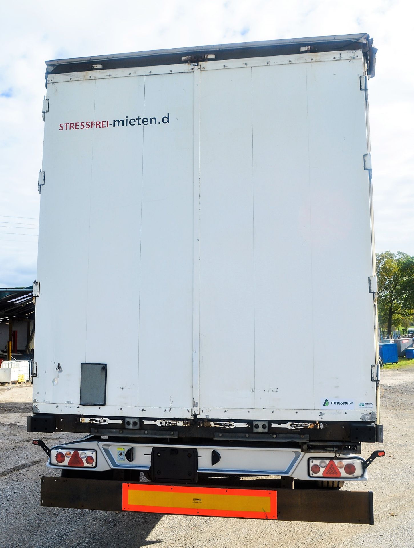 Kogel 14m tri axle curtain sided trailer Year: 2008 Chassis Number: 123333 Test Expires: 31/05/ - Image 6 of 12