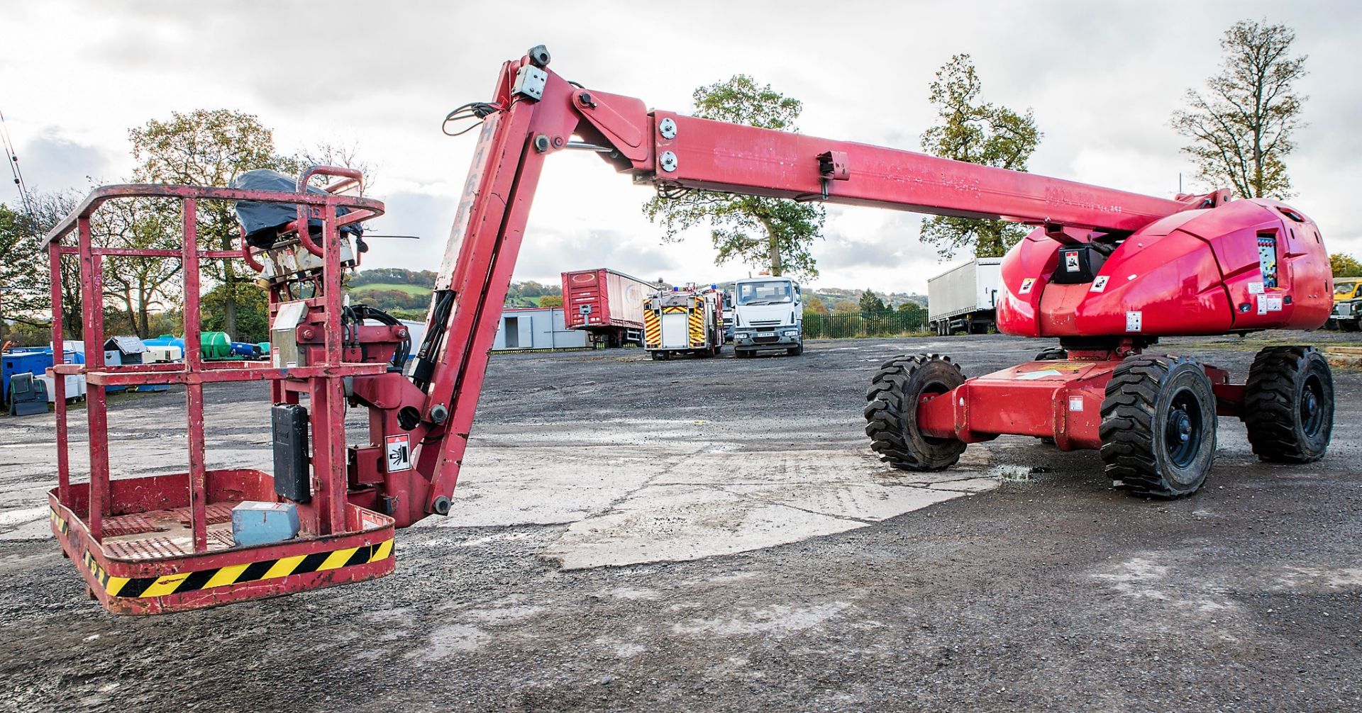 Haulotte H16 TPX diesel driven articulated boom access platform Year: 2005 S/N: 103755 Recorded