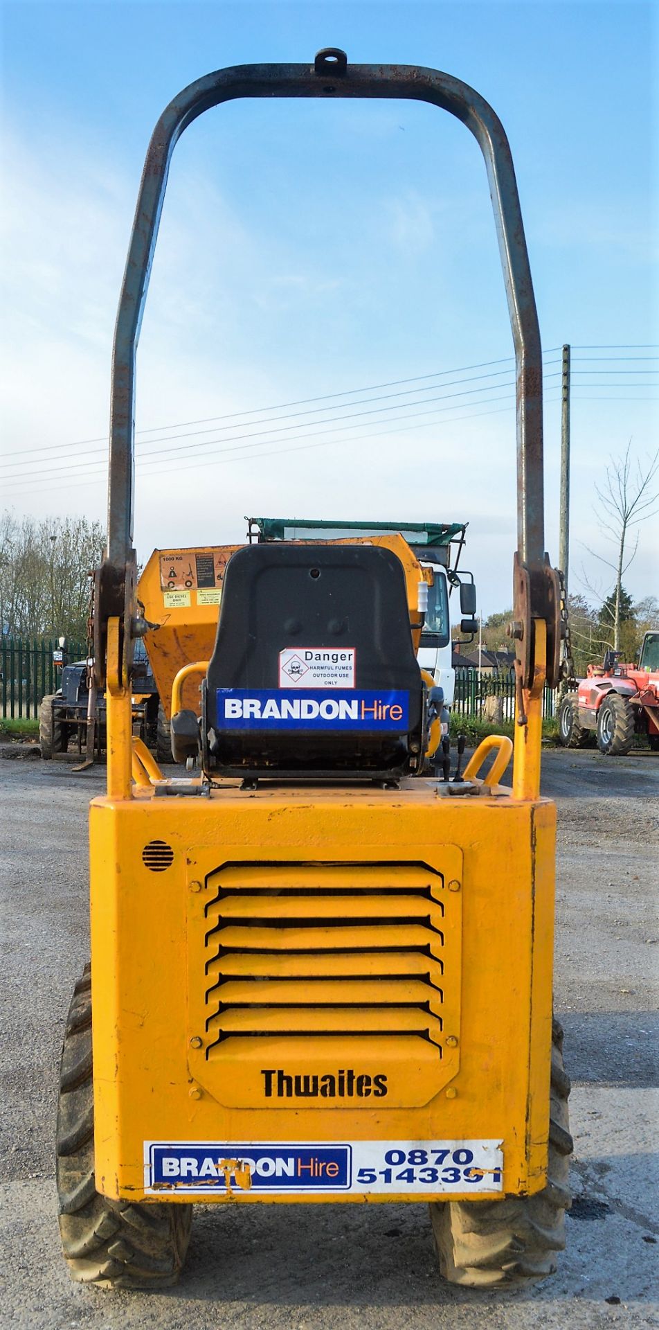 Thwaites 1 tonne hi tip dumper Year: 2006 S/N: A8829 220E0048 ** Sold as a non runner ** - Image 6 of 7