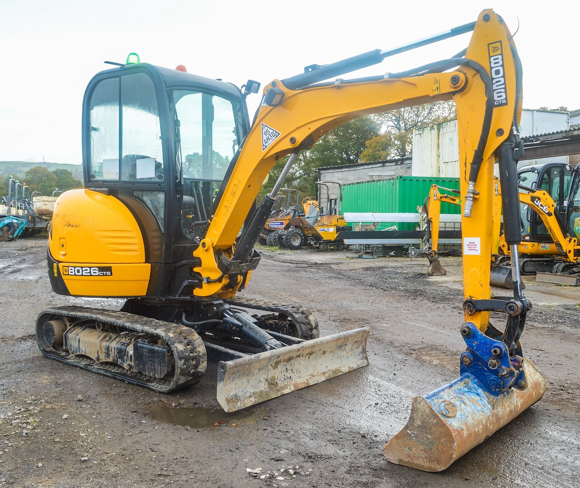 JCB 8026 CTS 2.6 tonne rubber tracked excavator Year: 2015 S/N: 1780389 Recorded Hours: 903 blade, - Image 2 of 13