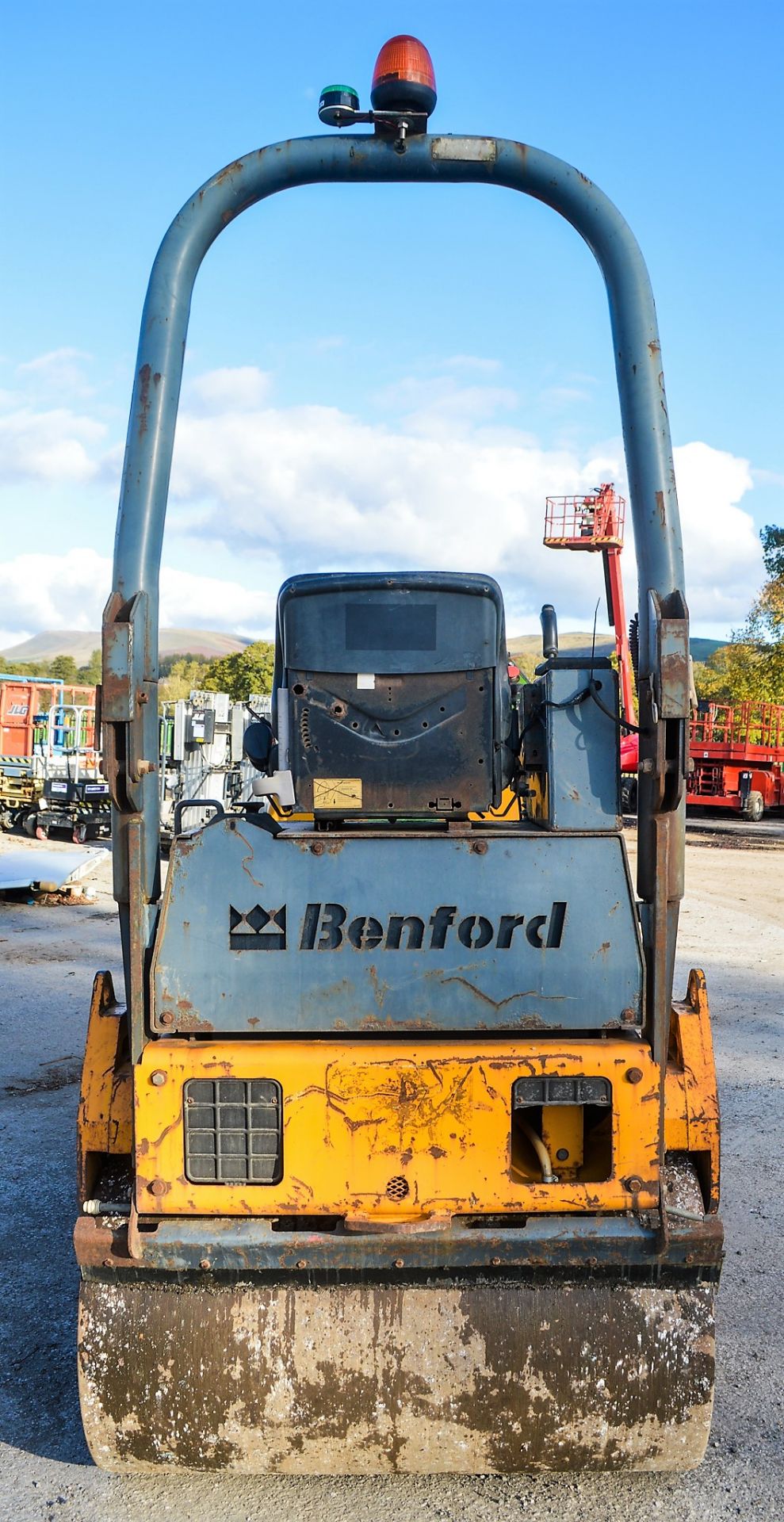 Benford Terex TV1200-1 double drum ride on roller Year: 2005 S/N: E501CC011 Recorded Hours: 1705 - Image 6 of 8