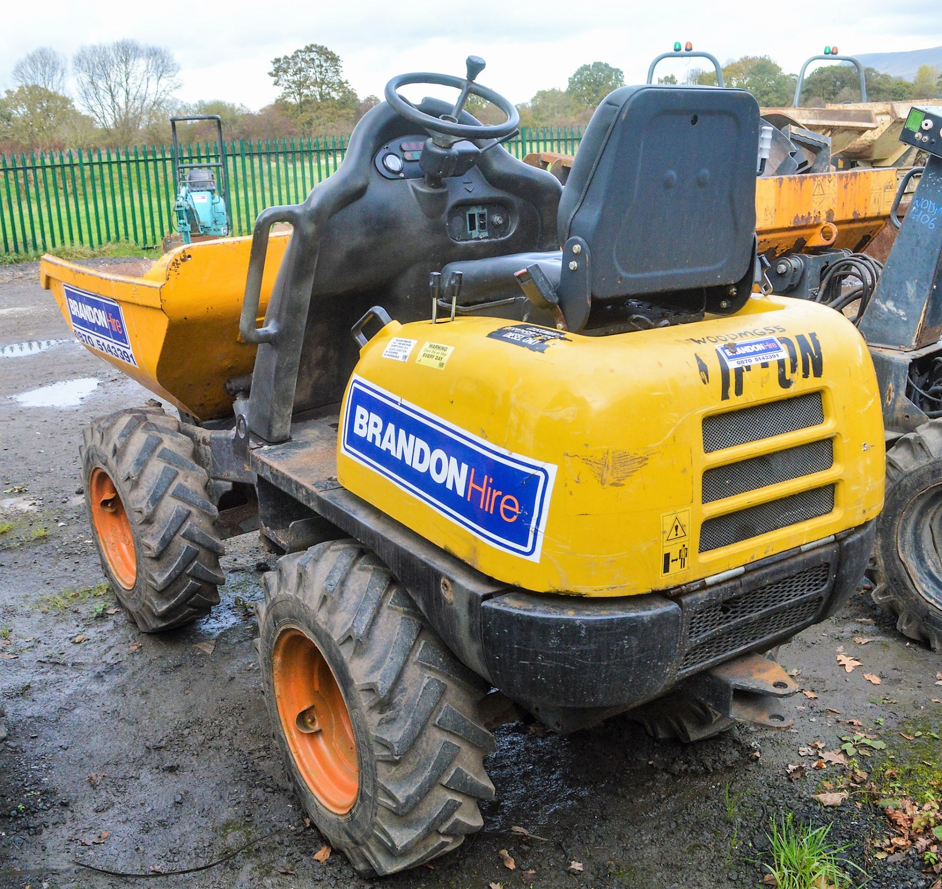 Lifton 850 hi tip dumper Year: 2002 S/N: 382 Recorded Hours: 1881 MG55 ** Machine does not start and - Image 3 of 5