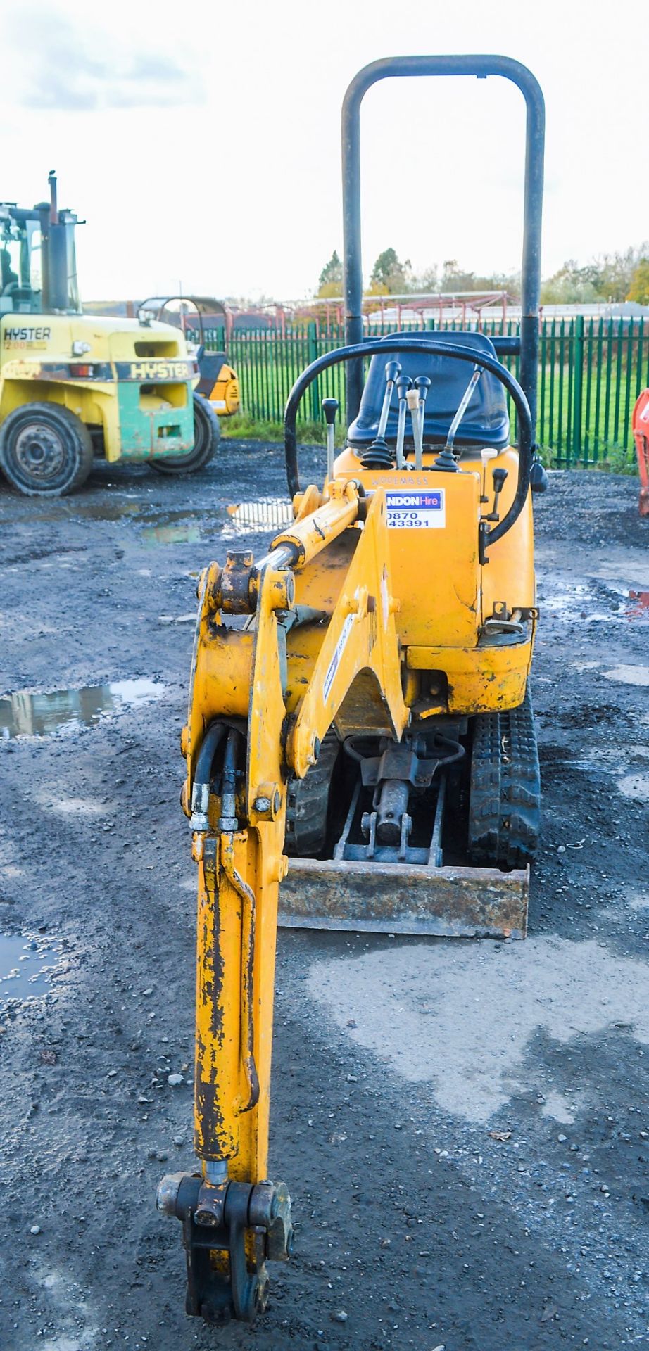 JCB 8008 Micro Plus 1 tonne rubber tracked micro excavator Year: 2003 S/N: 1006374 Recorded Hours: - Image 5 of 11