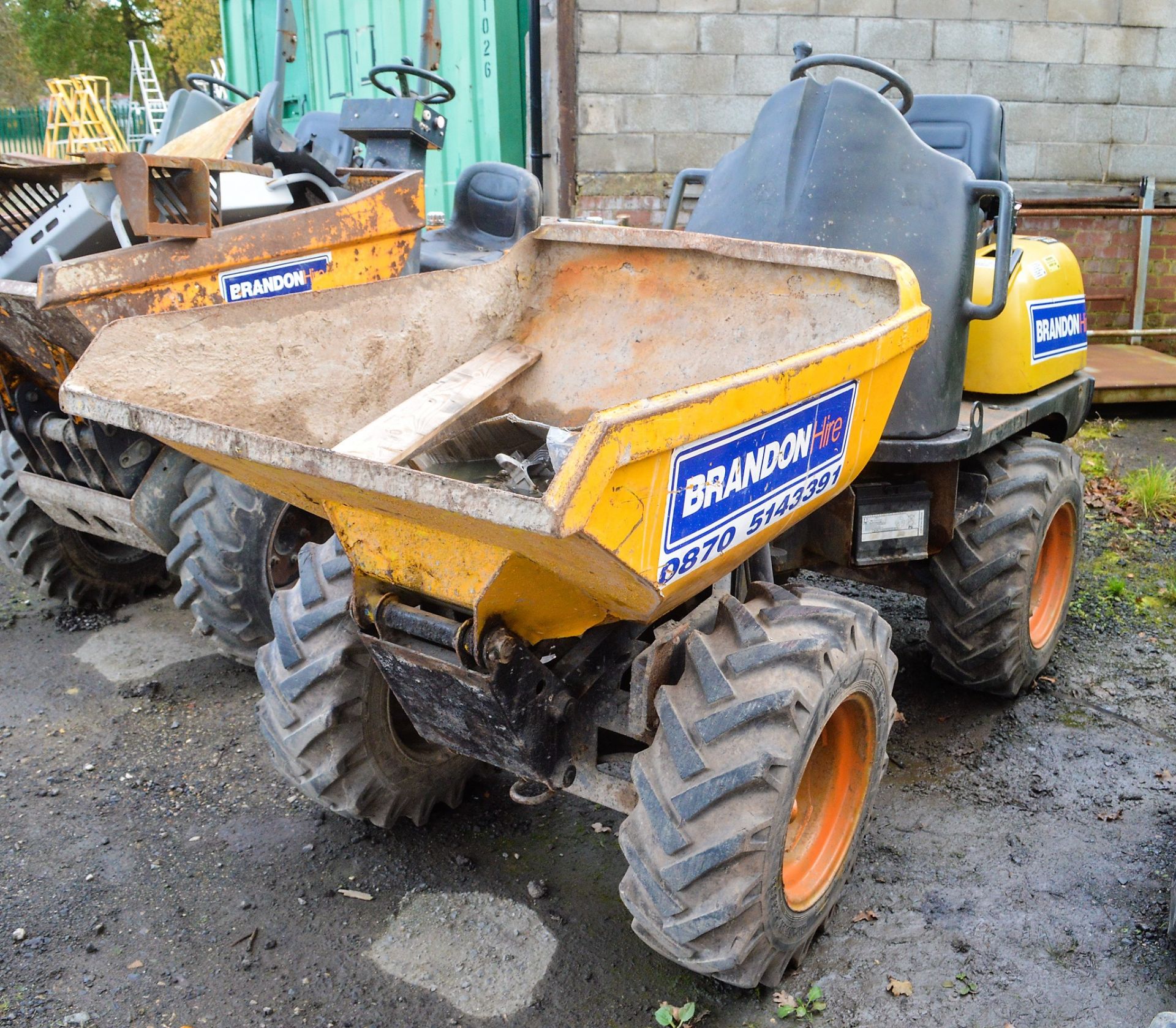 Lifton 850 hi tip dumper Year: 2002 S/N: 382 Recorded Hours: 1881 MG55 ** Machine does not start and - Image 2 of 5