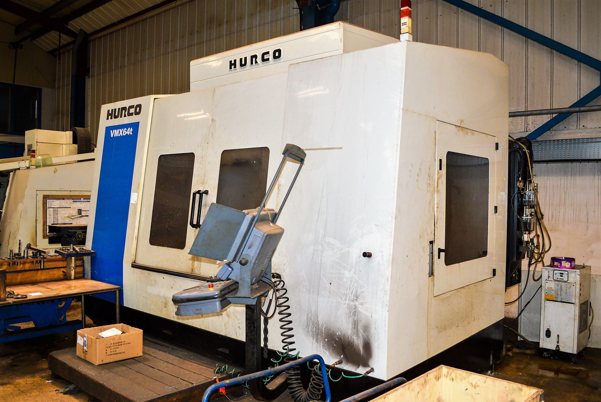 Hurco VMX 64-40T CNC vertical machine centre Year: 2008 S/N: H-H64046 c/w 66 inch x 35 inch table, - Image 2 of 7