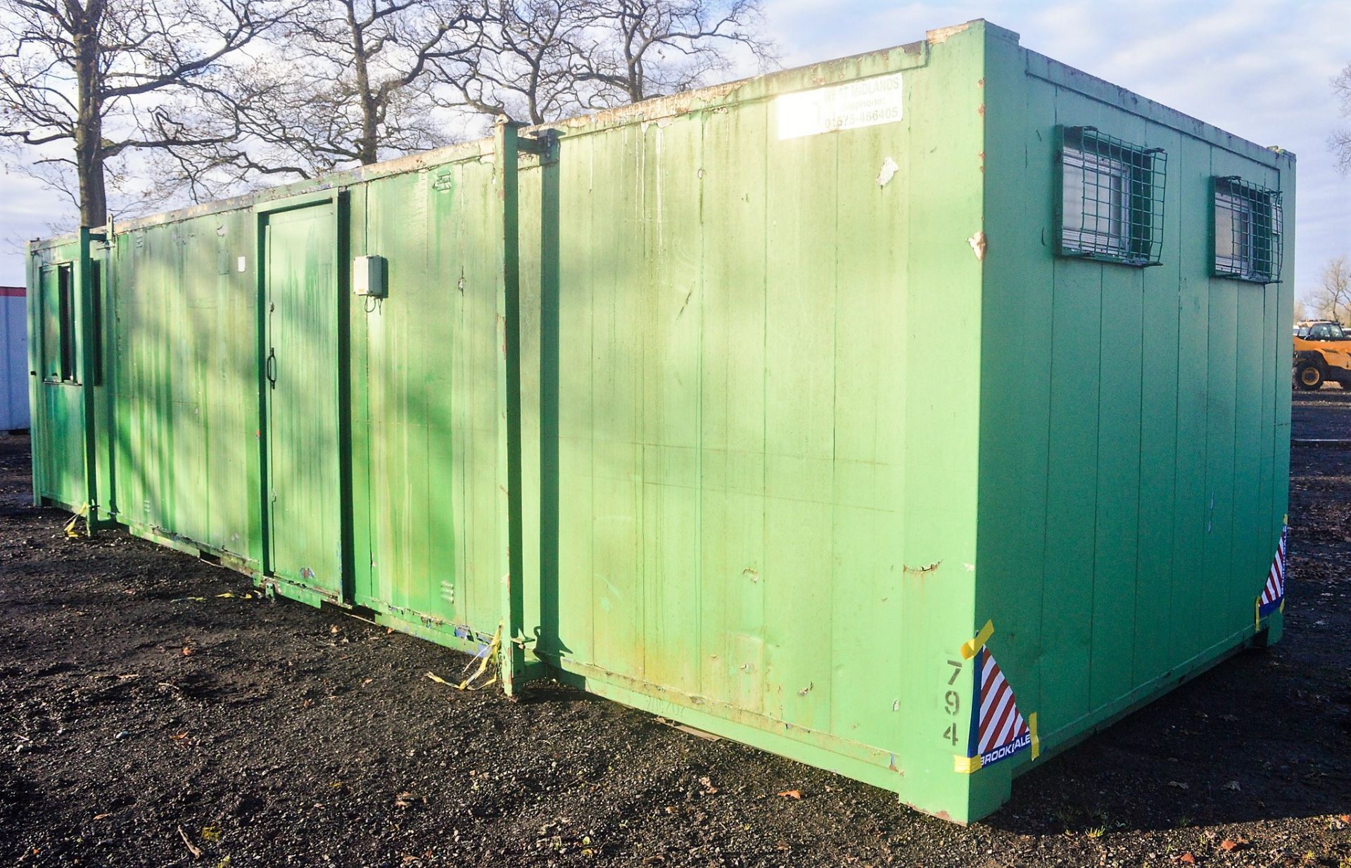 32 ft x 10 ft steel  jack leg anti vandal shower site unit Comprising of: 7 shower units in three - Image 3 of 7