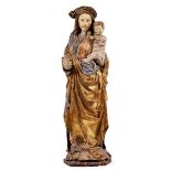Madonna Höhe: 140 cm. Anfang 16. Jahrhundert. Holz, geschnitzt, gefasst. Große Madonna mit dem Kind,