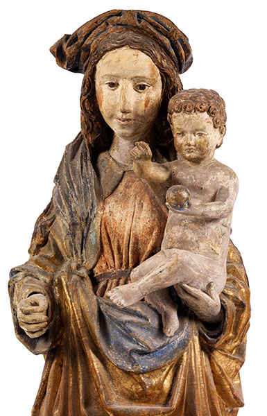 Madonna Höhe: 140 cm. Anfang 16. Jahrhundert. Holz, geschnitzt, gefasst. Große Madonna mit dem Kind, - Image 2 of 3