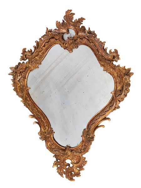 Rokoko-Spiegel Höhe: 100 cm. Breite: 75 cm. 18. Jahrhundert. Holz, geschnitzt, polimentvergoldet.