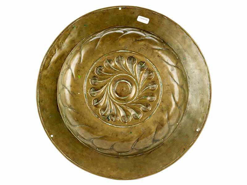 Almosenschüssel Durchmesser: 37,5 cm. 19. Jahrhundert. Kupfer, getrieben. Schüssel mit großer - Image 2 of 3