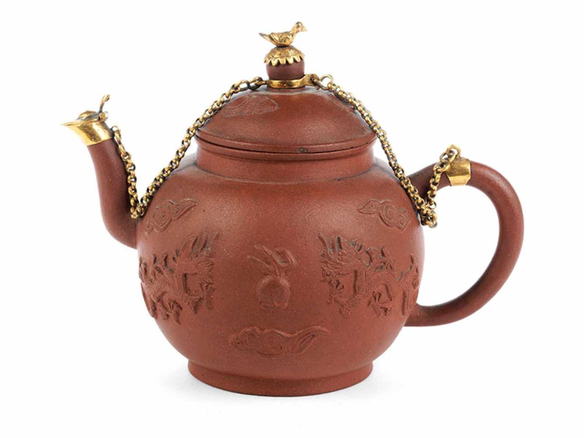 Teekännchen in braunem Fensteinzeug mit vergoldeter Montierung Höhe: 9 cm. 18. Jahrhundert. - Bild 3 aus 3