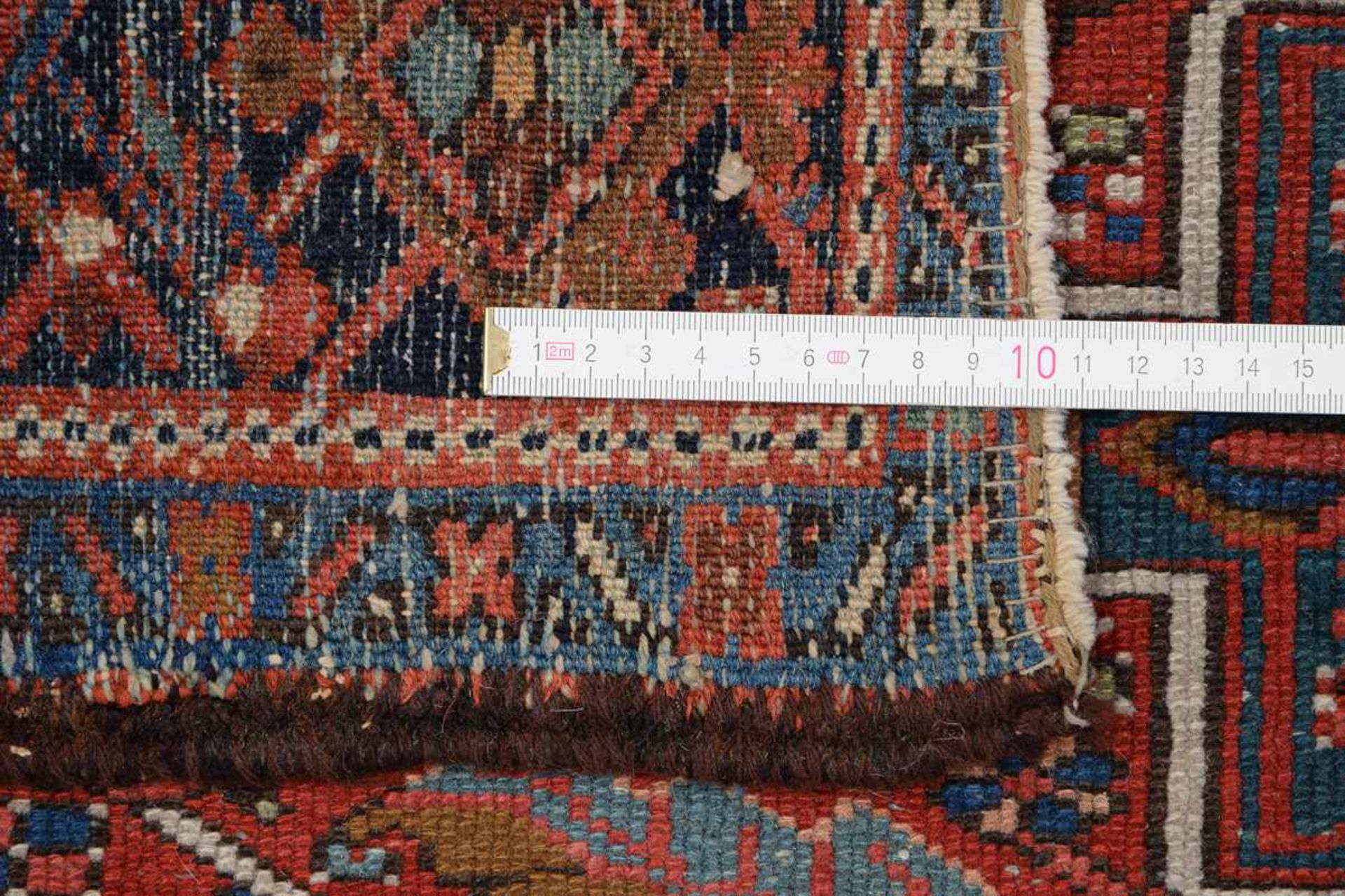 Kazak / Kasak. Paarige Orientteppiche um 1900, 1. Hälfte 20. Jhdt. Breite Bordüre umrandet von - Bild 4 aus 7