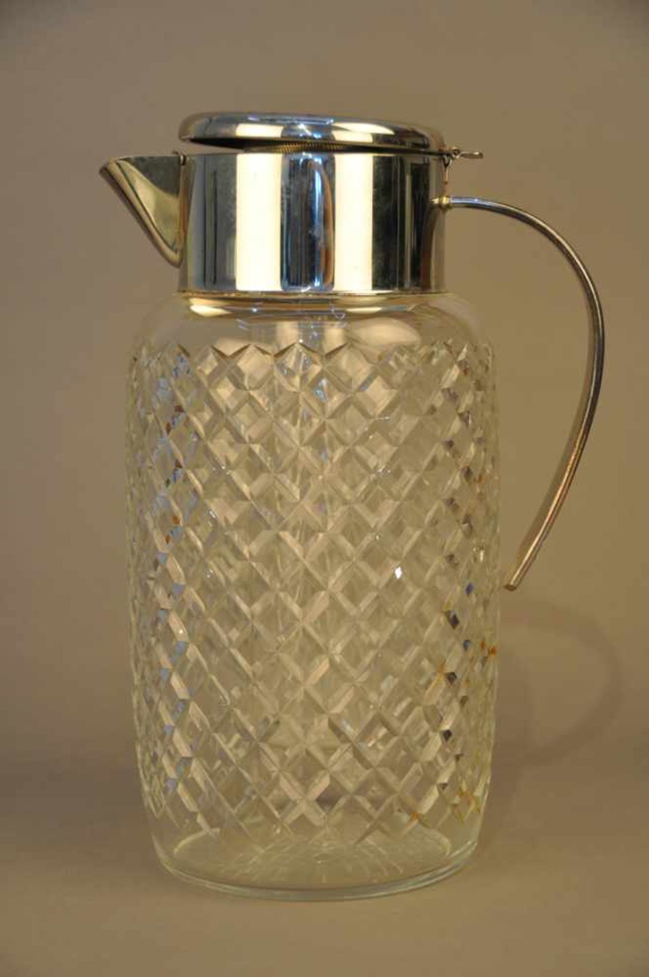 Saftkrug mit Waffelmuster, mit Eiszylinder. Gemarkt. Höhe 28 cm, Stand 11,5 cm. - Bild 2 aus 7