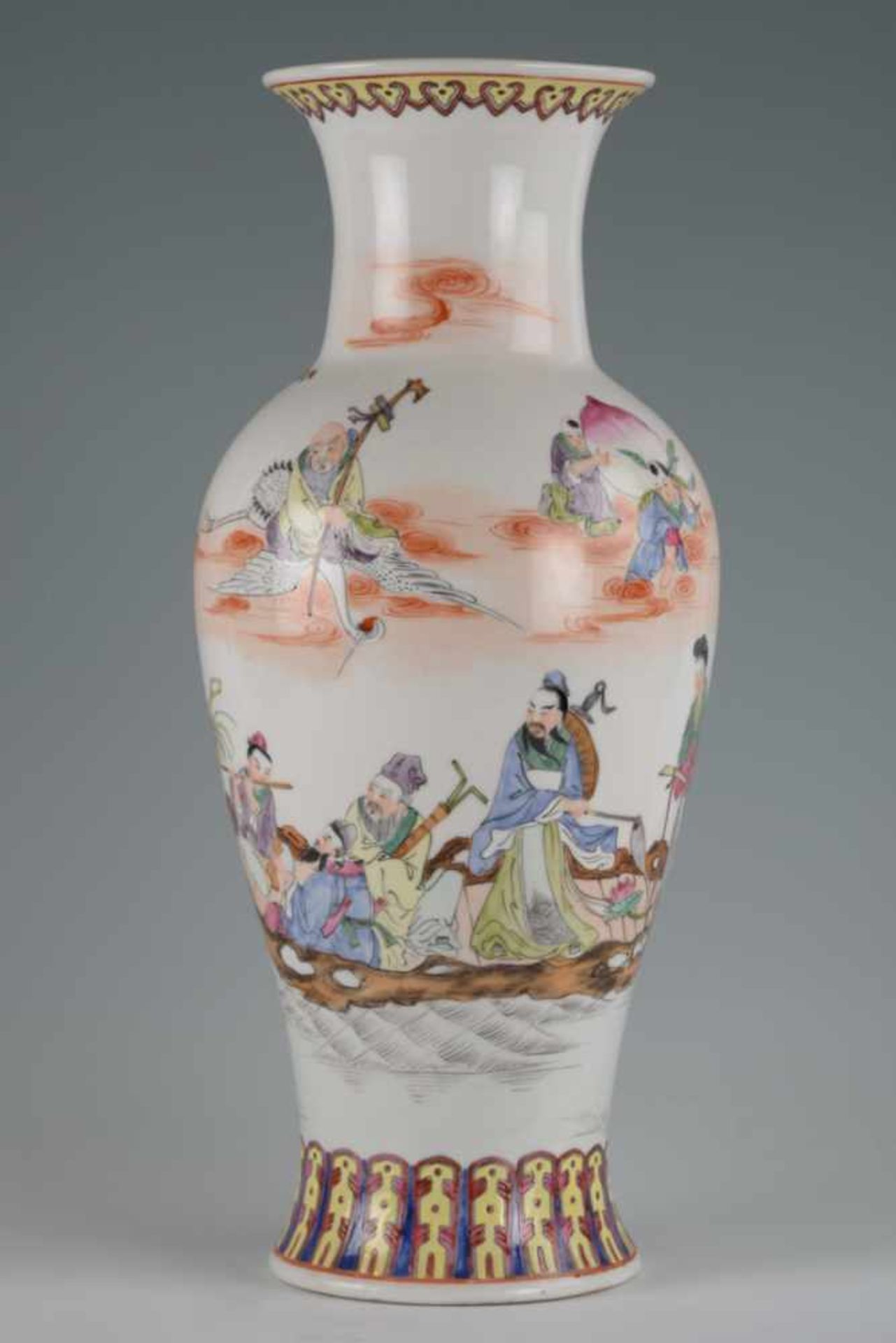 Die 8 Unsterblichen. Balustervase, China 20. Jahrhundert. Feine Handbemalung, eisenrote - Bild 6 aus 7