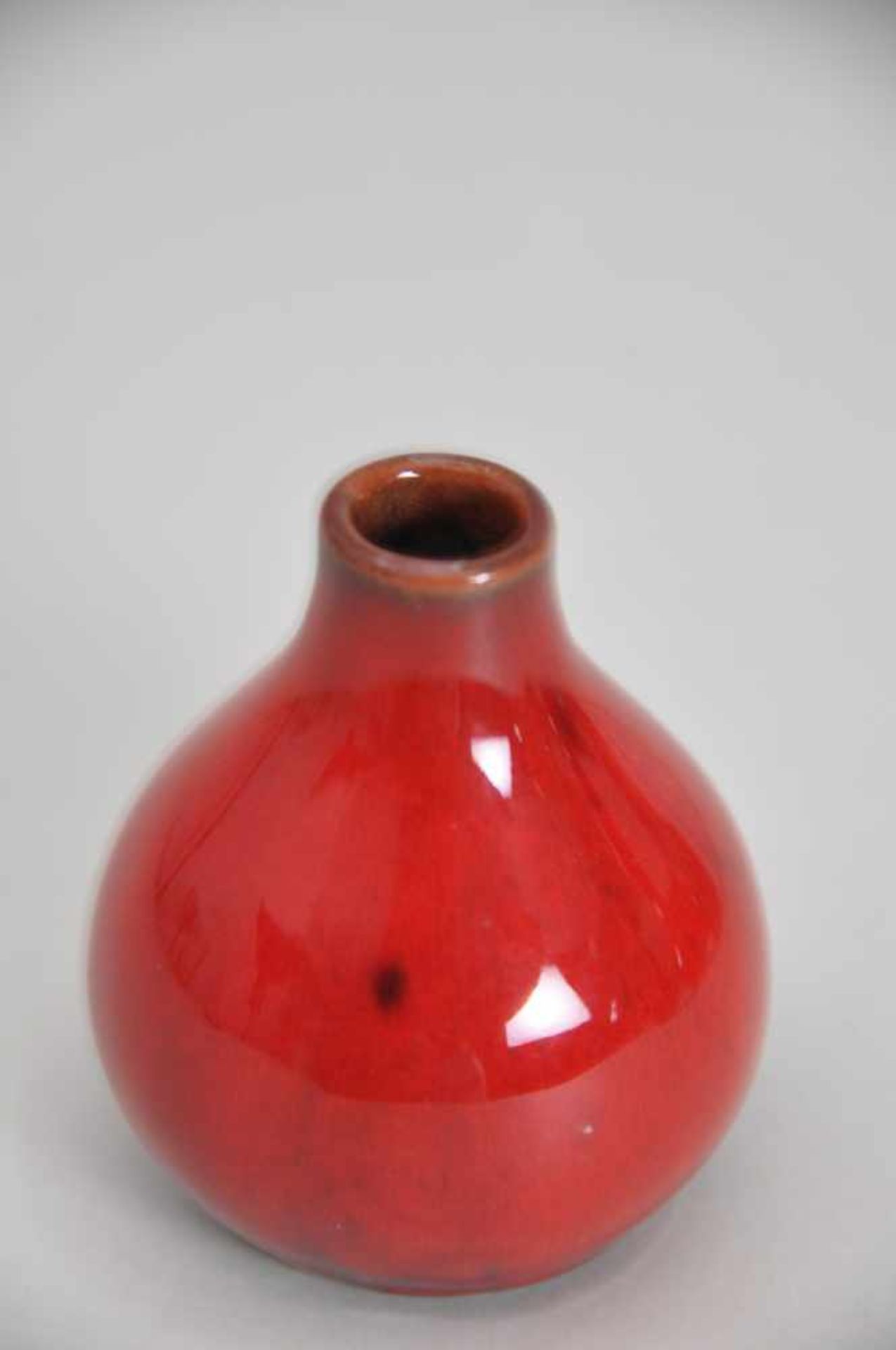 Kleine Blumenvase, Richard Uhlemeyer. Richard Uhlemeyer (03.10.1900 Göttingen - 04.11.1954 - Image 4 of 9