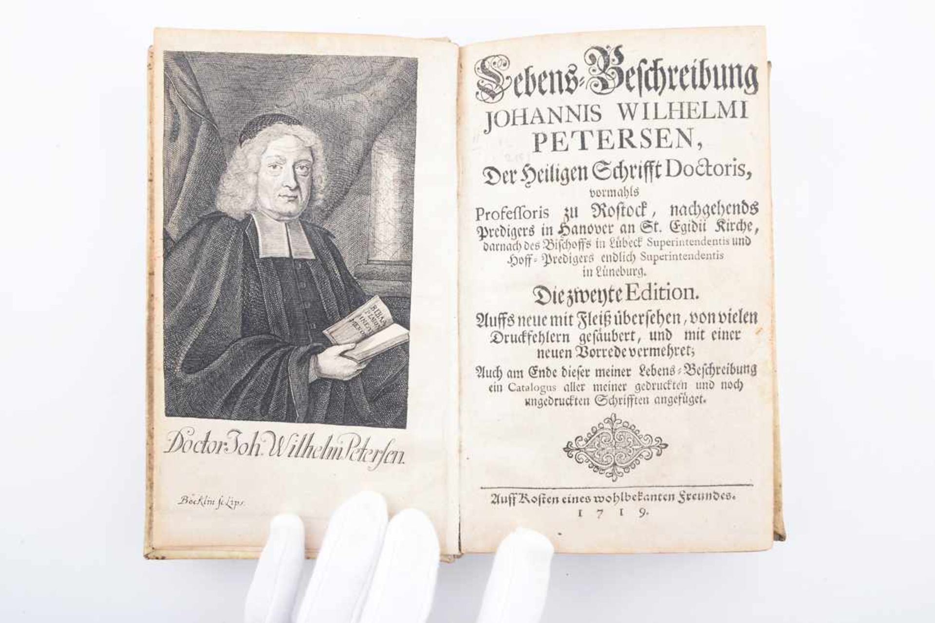 Lebens-Beschreibung des Johannis Wilhelmi Petersen.Die zweite Edition, erschienen 1719. - Bild 2 aus 3