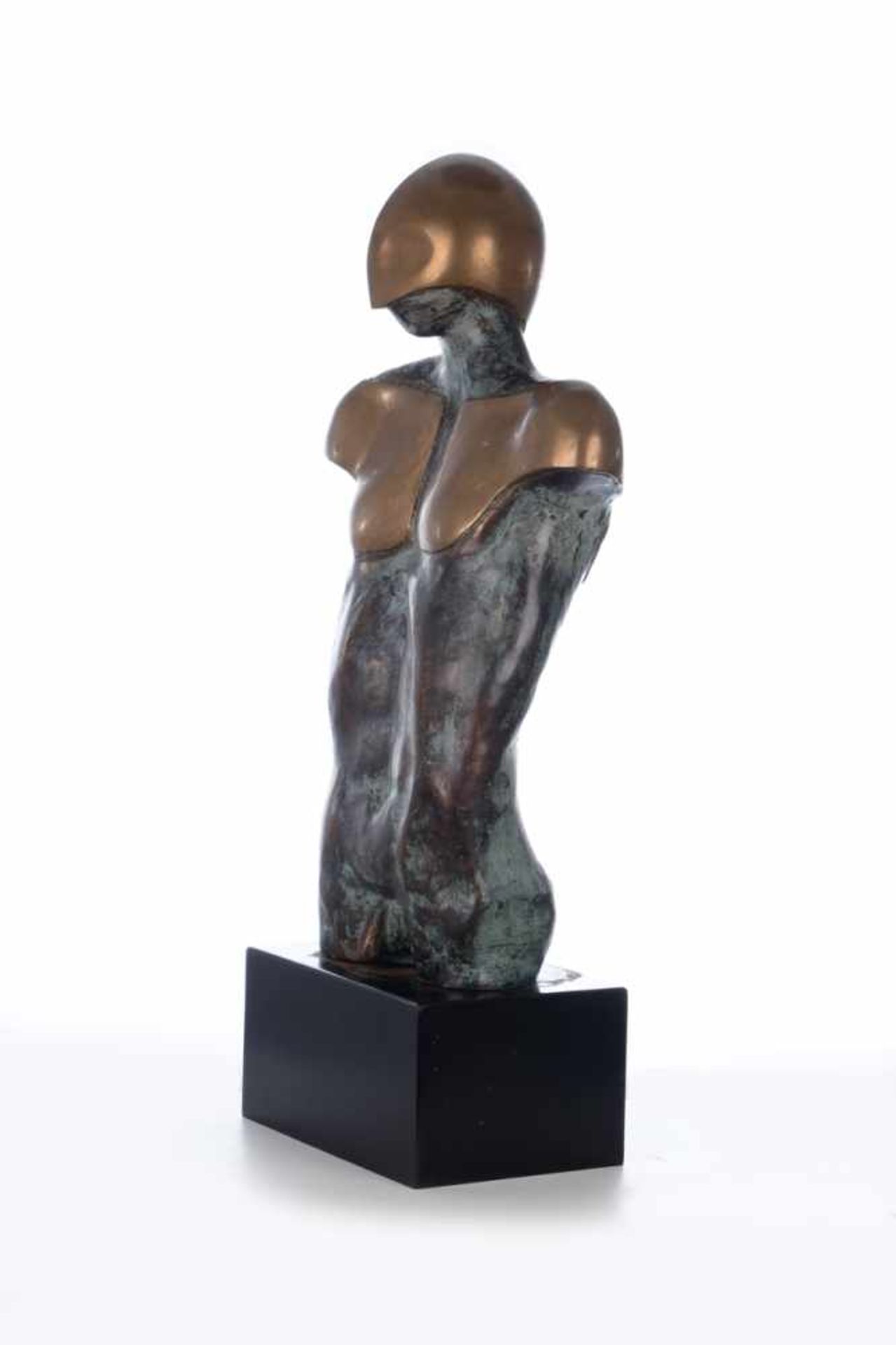 Männlicher Torso. Dusanka Jovic (*1944 Belgrad).Große Skulptur, expressive Darstellung eines - Bild 6 aus 7