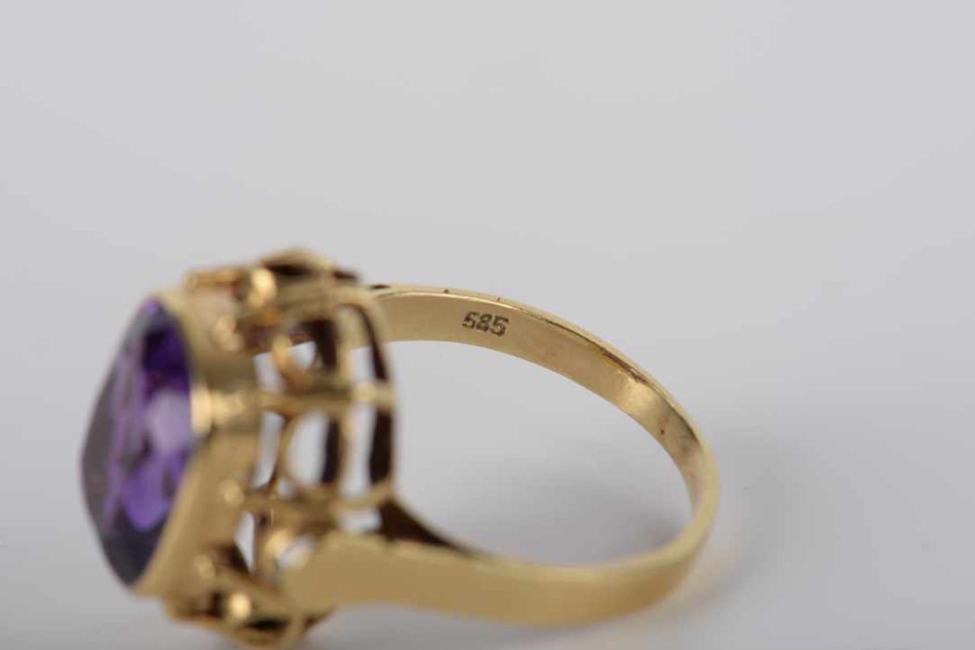 Amethyst-Ring585er Gelbgold, gestempelt Amethyst ca. 11,6 x 10,0 mm Ringweite 53, Gesamtgewicht - Bild 2 aus 7