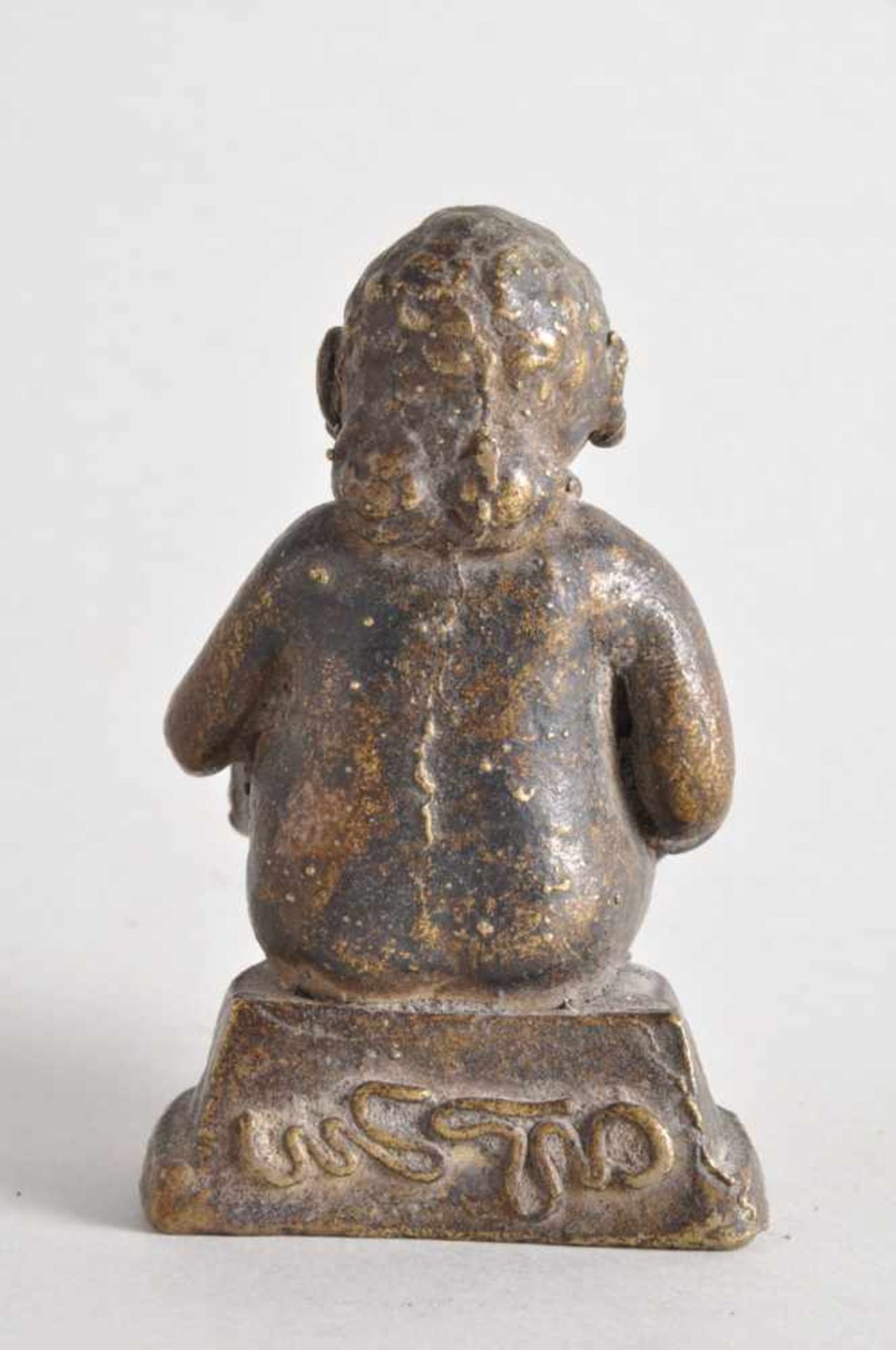 Asiatische Heiligenfigur, Fruchtbarkeitsfigur.Bronze massiv, wohl 17./18. Jahrhundert. Höhe ca. 10 - Image 2 of 4