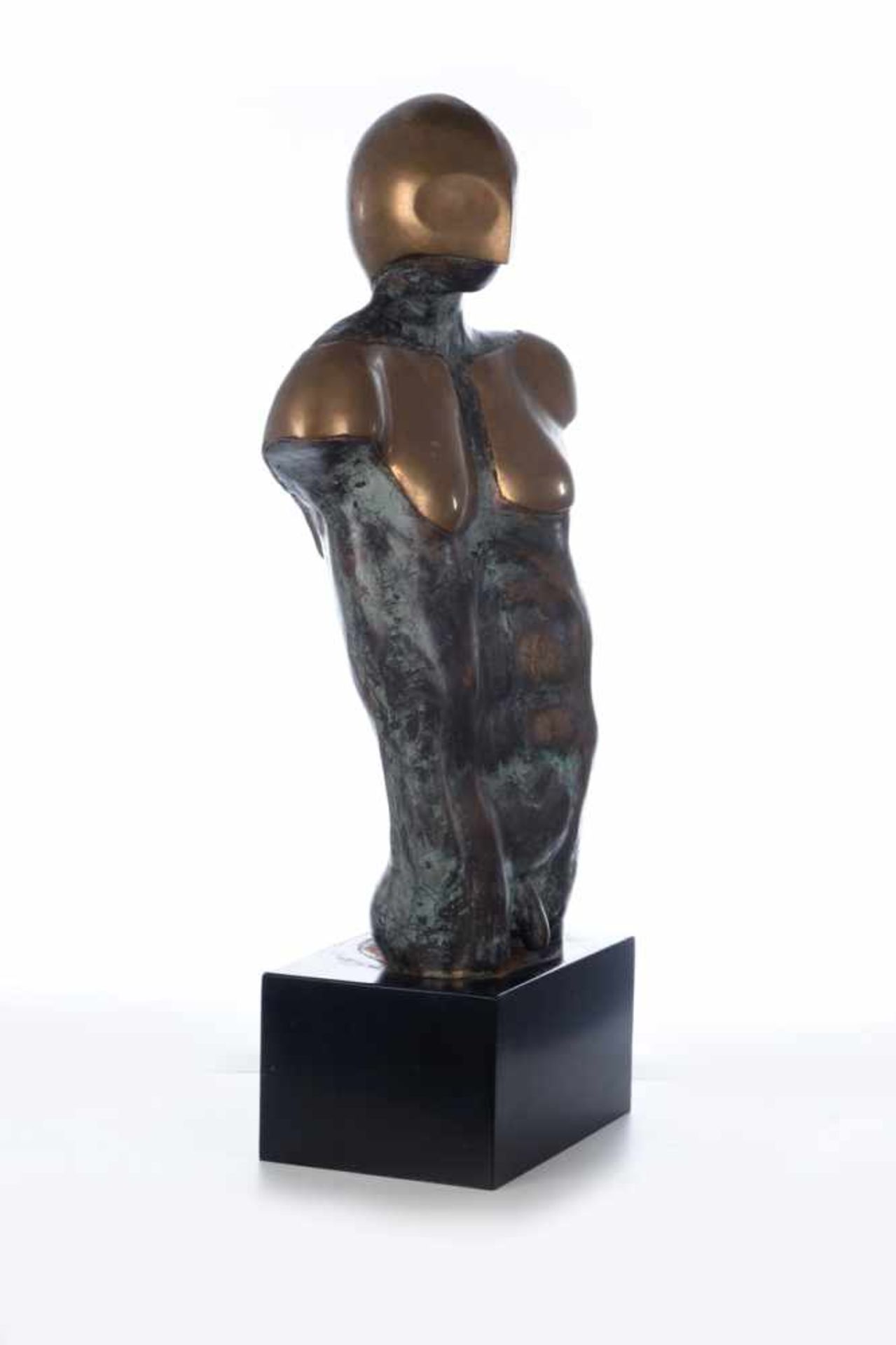 Männlicher Torso. Dusanka Jovic (*1944 Belgrad).Große Skulptur, expressive Darstellung eines - Bild 2 aus 7
