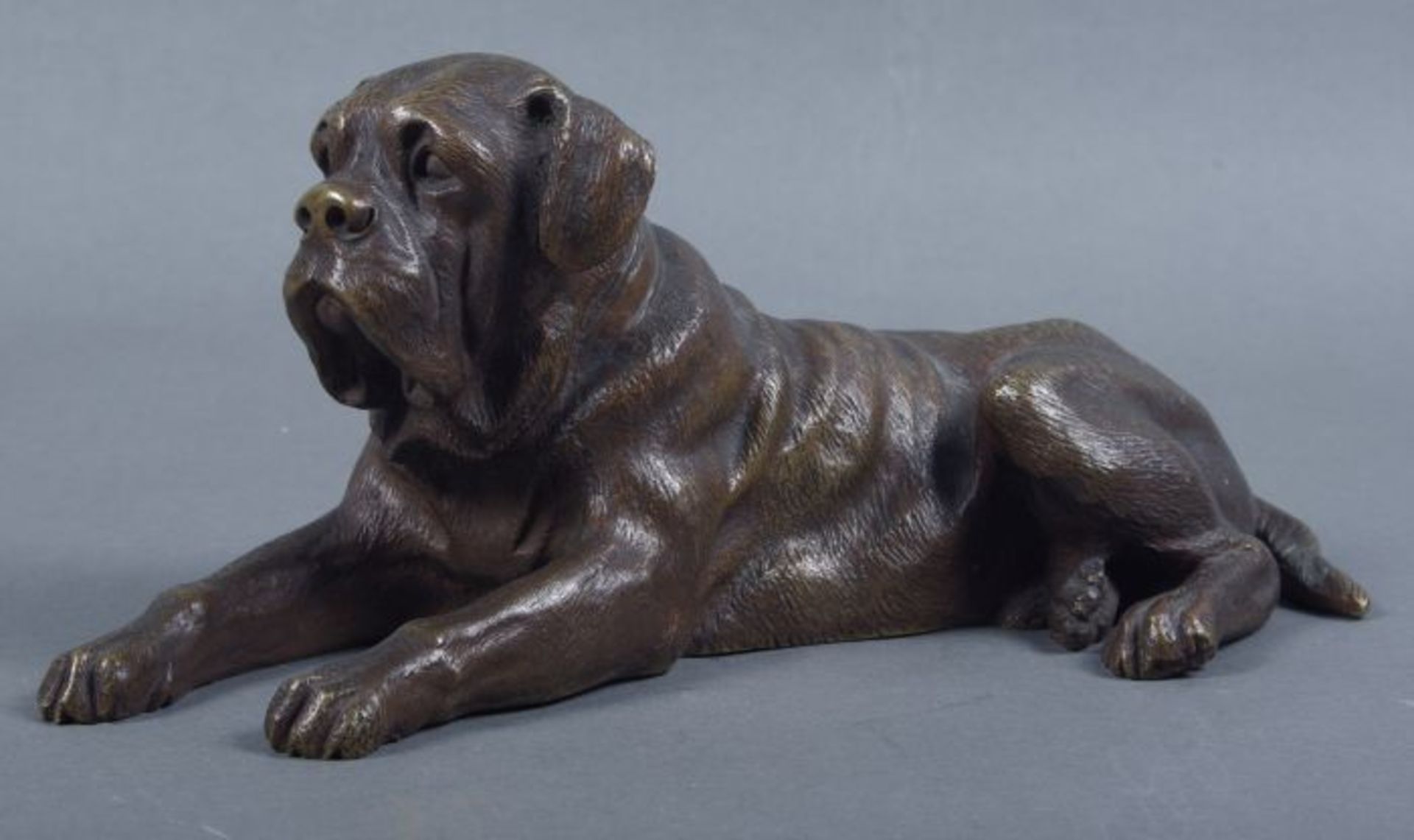 Wohl Charles Mercié Gantrago (in Spanien/Frankreich tätig, 1881/1900)liegender Mastiff, Bronze,