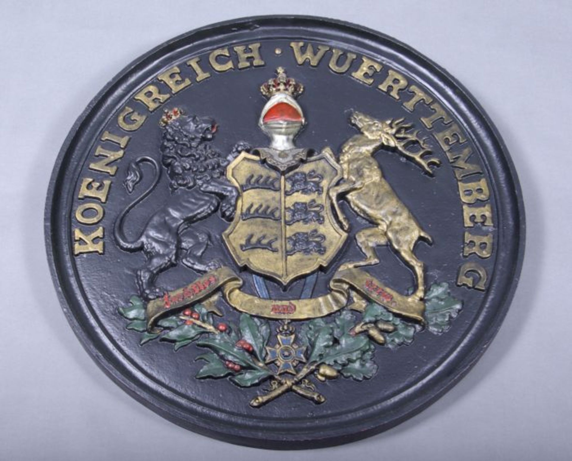 Großes Württemberger Wappendeutsch, 20.Jh., Rundform m. Württembergischem Wappen, oberh. bez. "