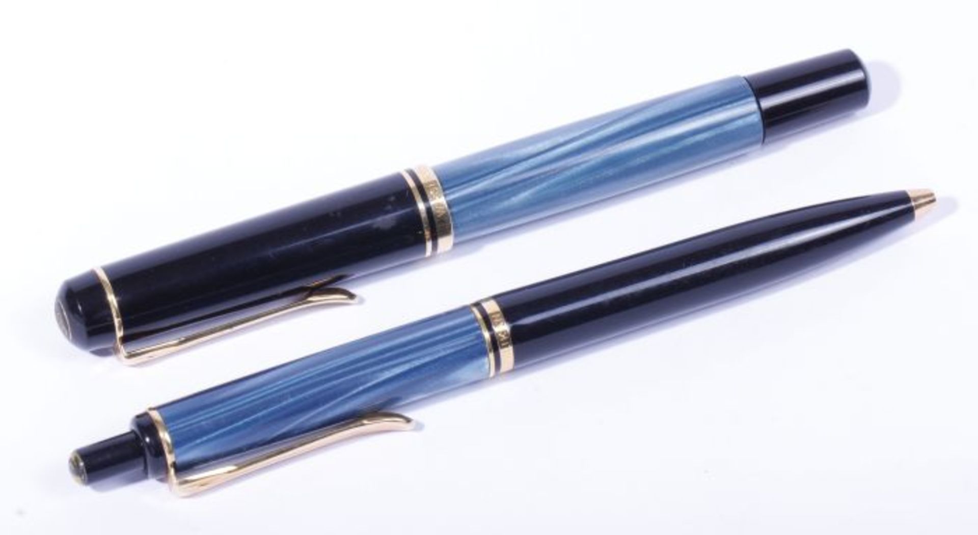 Pelikan Schreibset 250MFüller und Kugelschreiber, schwarzes u. blau-marmoriertes Kunstharz, L: 13-